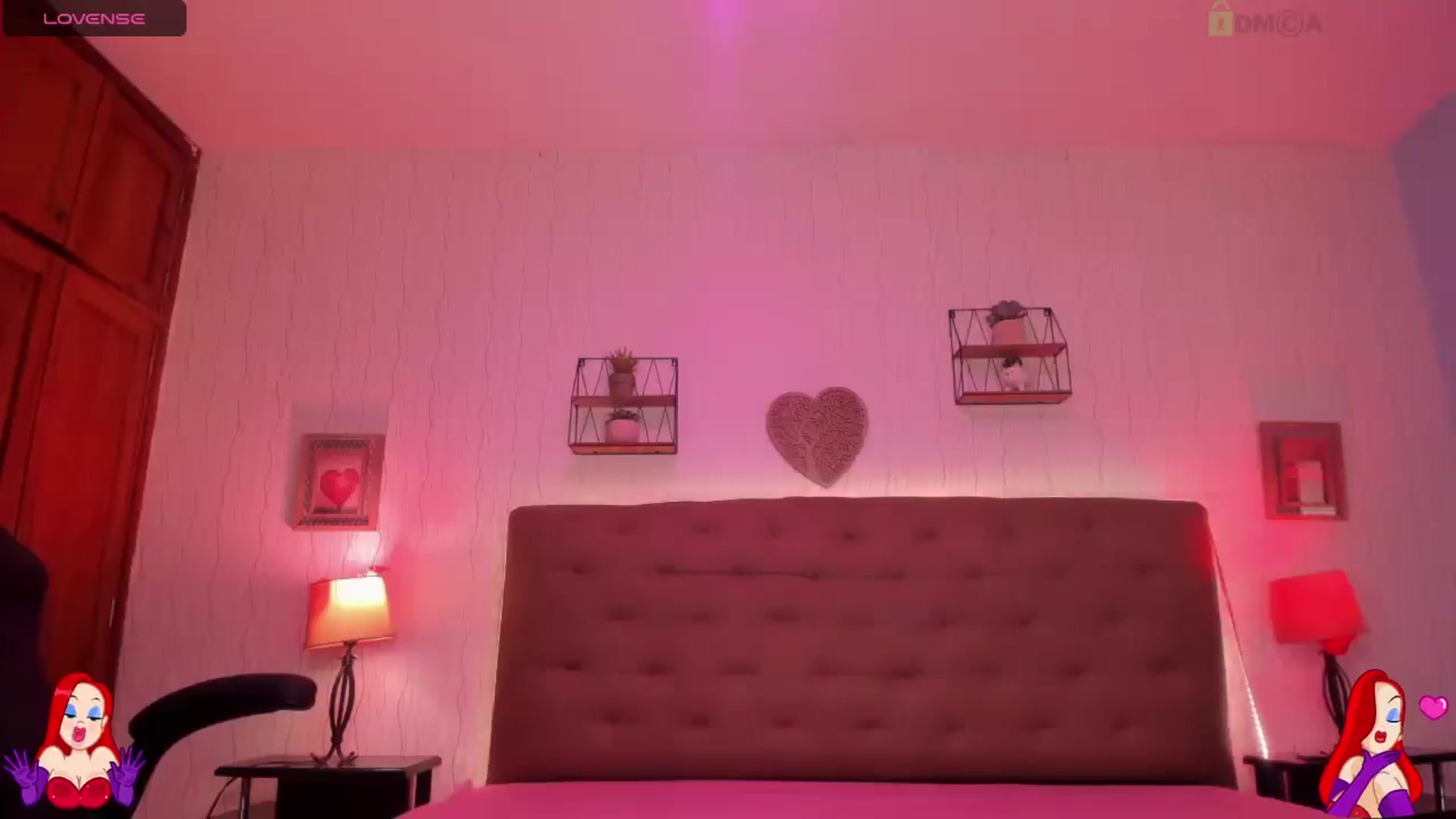 Gallery image thumbnail from saratatoo_'s myfreecams stream on, 11/21/2024, 07:22 image 17 of 20