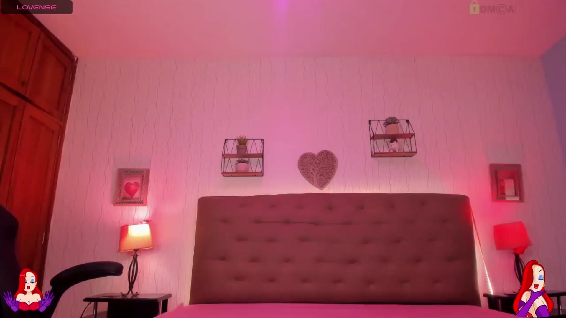 Gallery image thumbnail from saratatoo_'s myfreecams stream on, 11/21/2024, 07:22 image 20 of 20