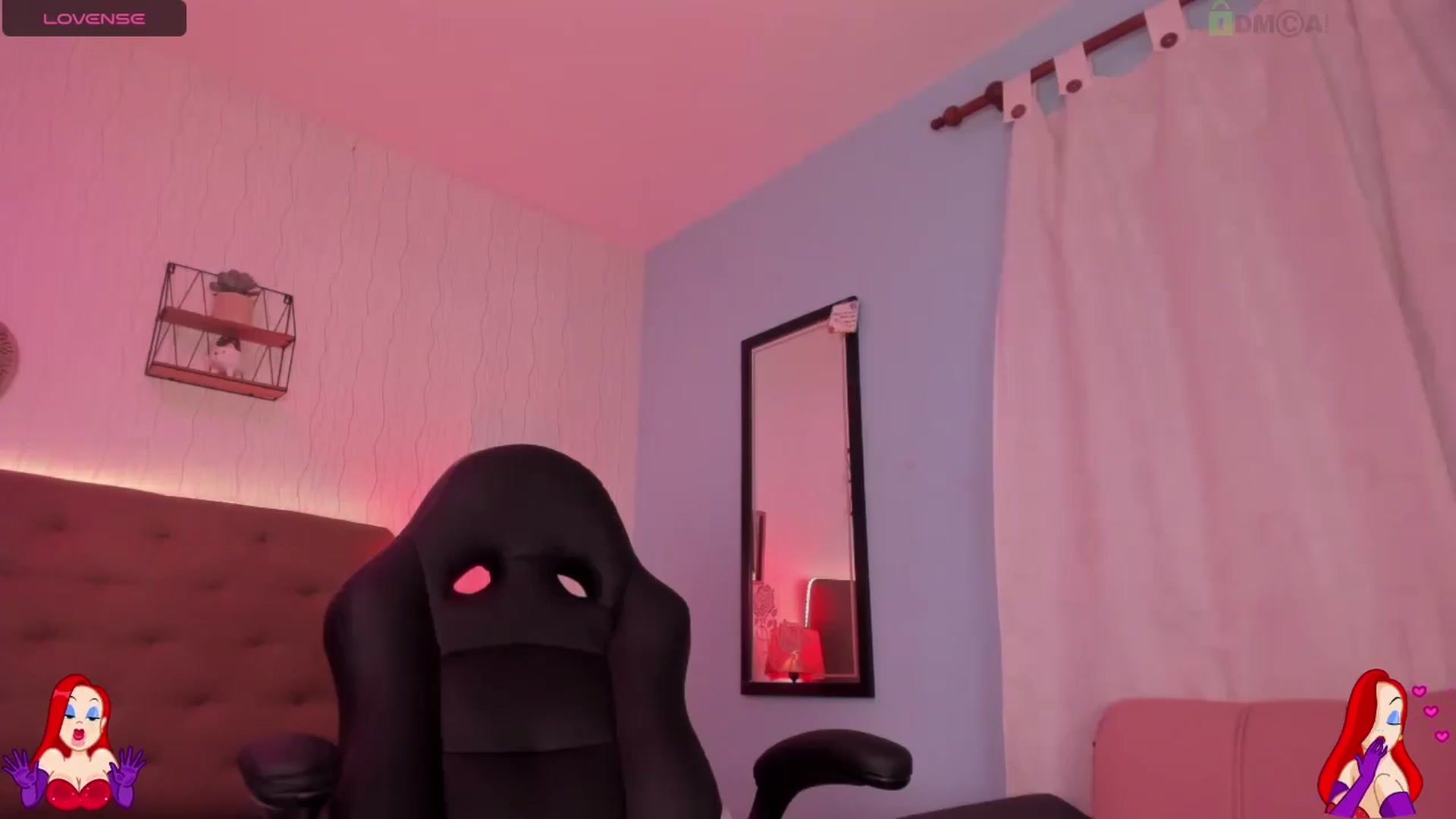 Gallery image thumbnail from saratatoo_'s myfreecams stream on, 11/22/2024, 08:23 image 9 of 20