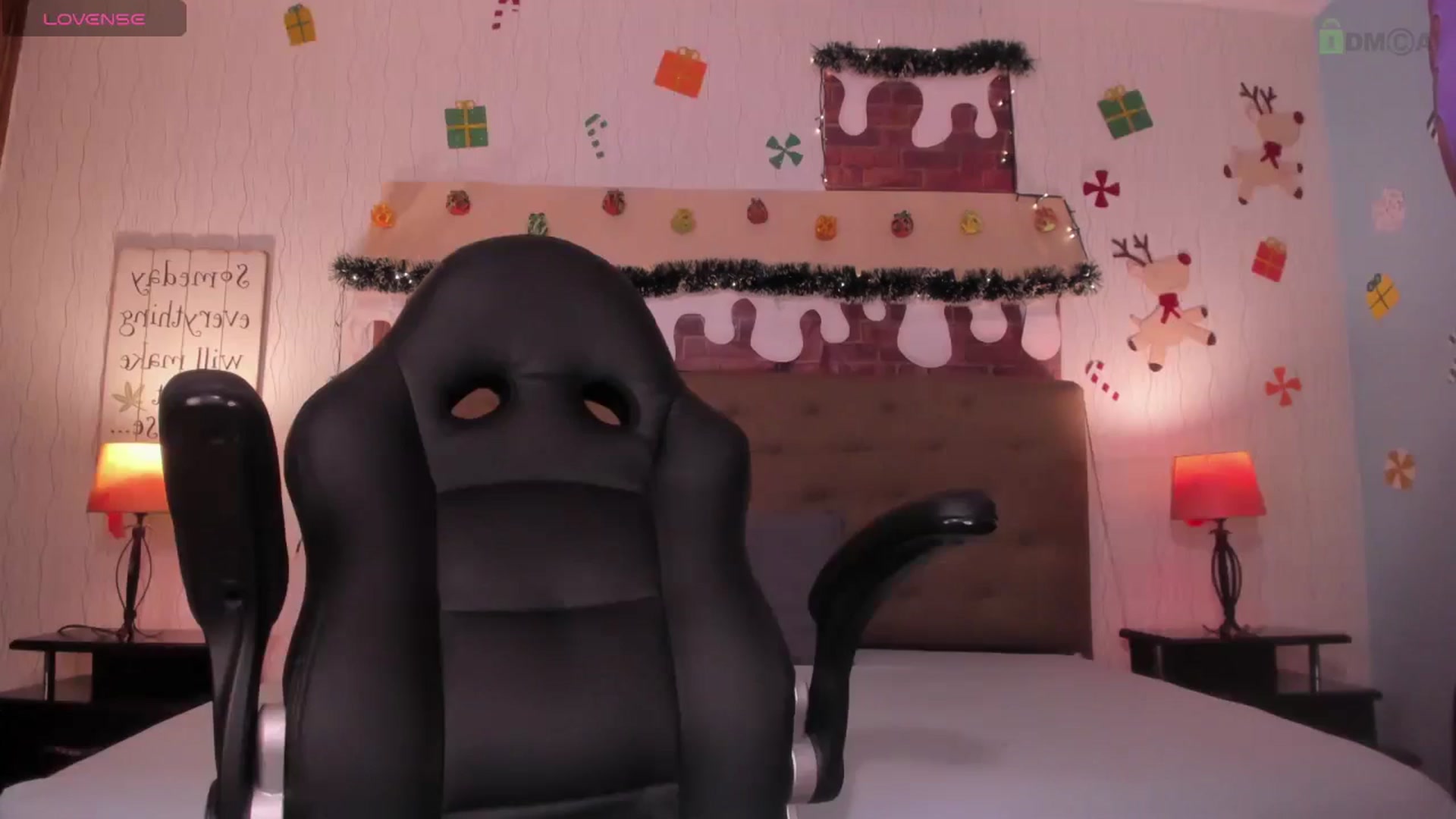 Gallery image thumbnail from saratatoo_'s myfreecams stream on, 12/19/2024, 08:38 image 14 of 20