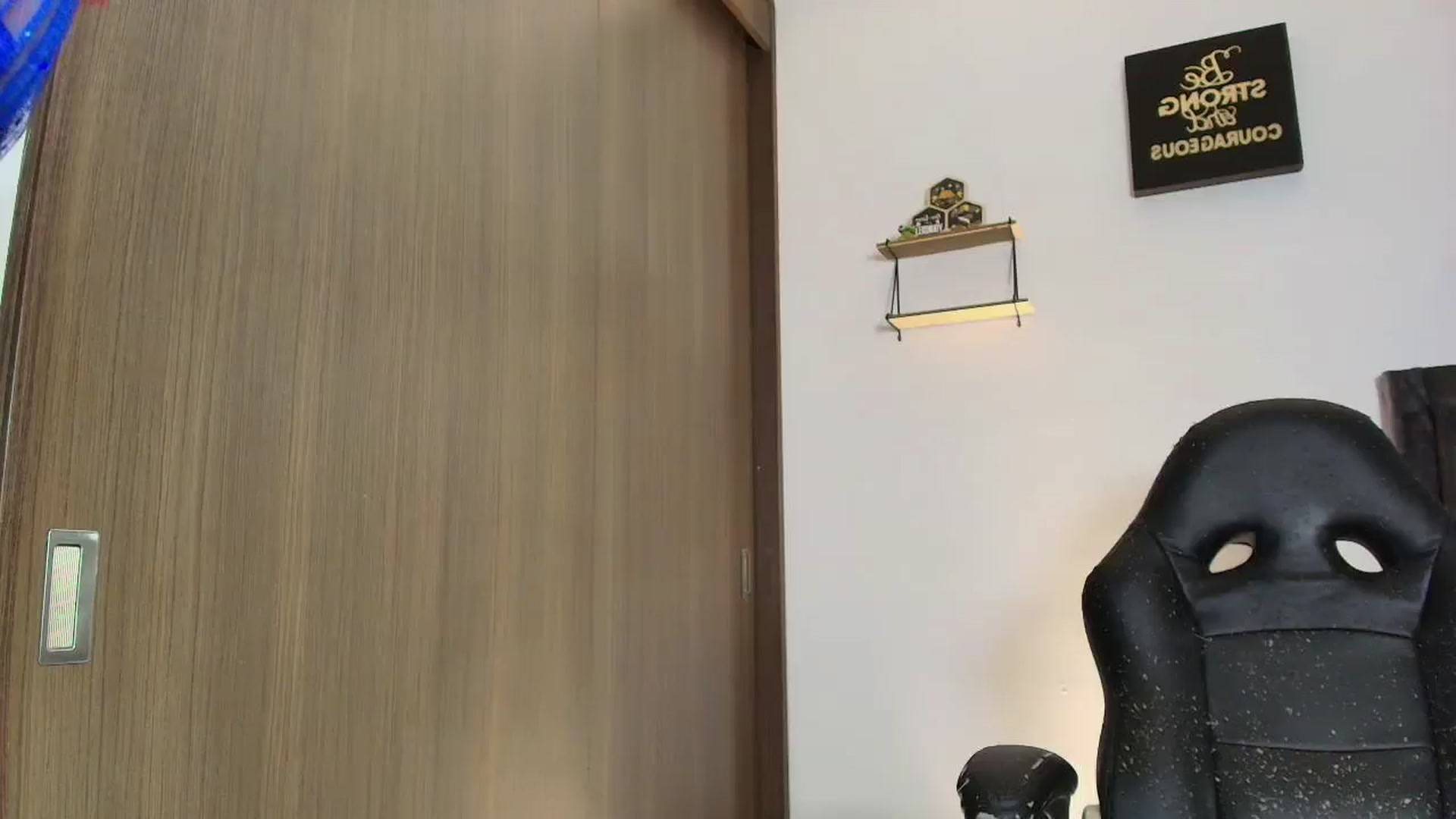 Gallery image thumbnail from saratatoo_'s myfreecams stream on, 07/24/2025, 06:14 image 16 of 20