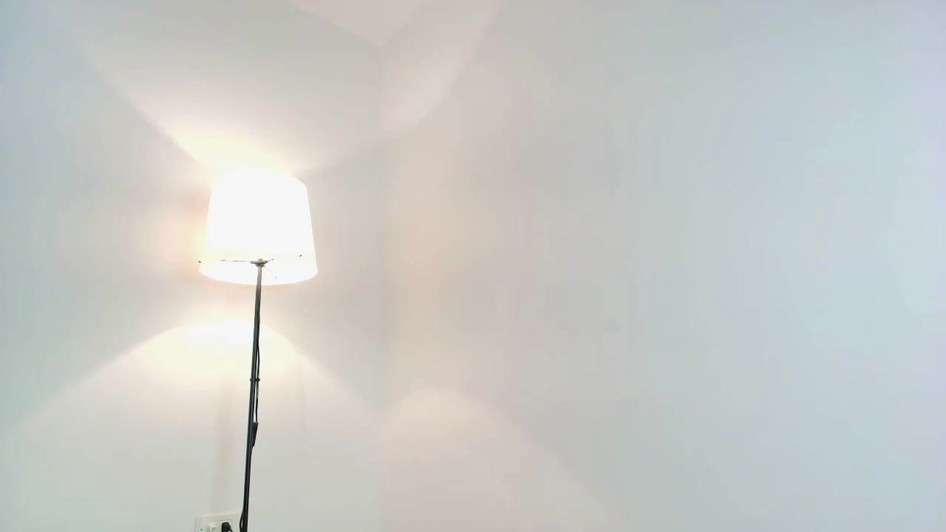 Gallery image thumbnail from saratatoo_'s myfreecams stream on, 05/06/2026, 06:46 image 20 of 20