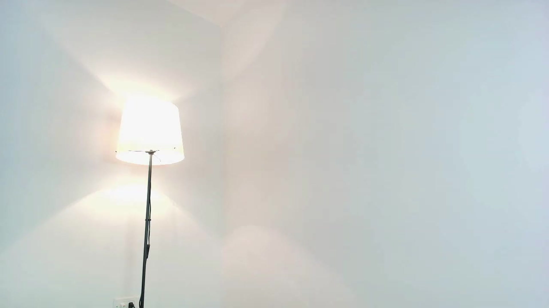 Gallery image thumbnail from saratatoo_'s myfreecams stream on, 05/06/2026, 06:46 image 19 of 20