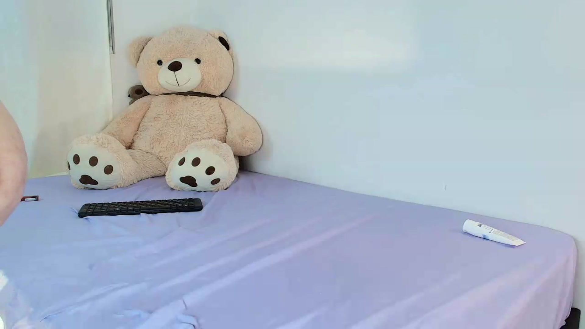 Gallery image thumbnail from saratatoo_'s myfreecams stream on, 08/07/2026, 07:37 image 3 of 20