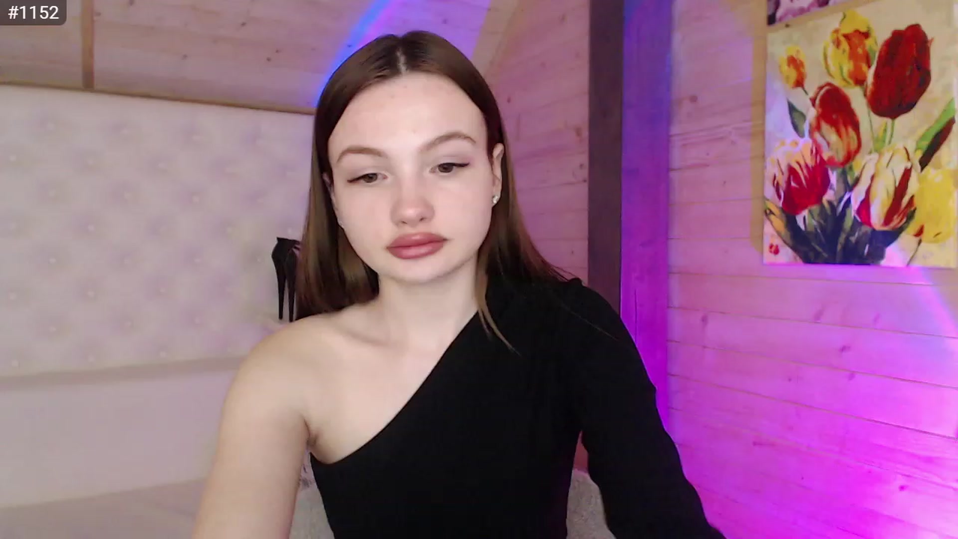 Gallery image thumbnail from sashacom's myfreecams stream on, 03/08/2023, 22:18 image 12 of 20