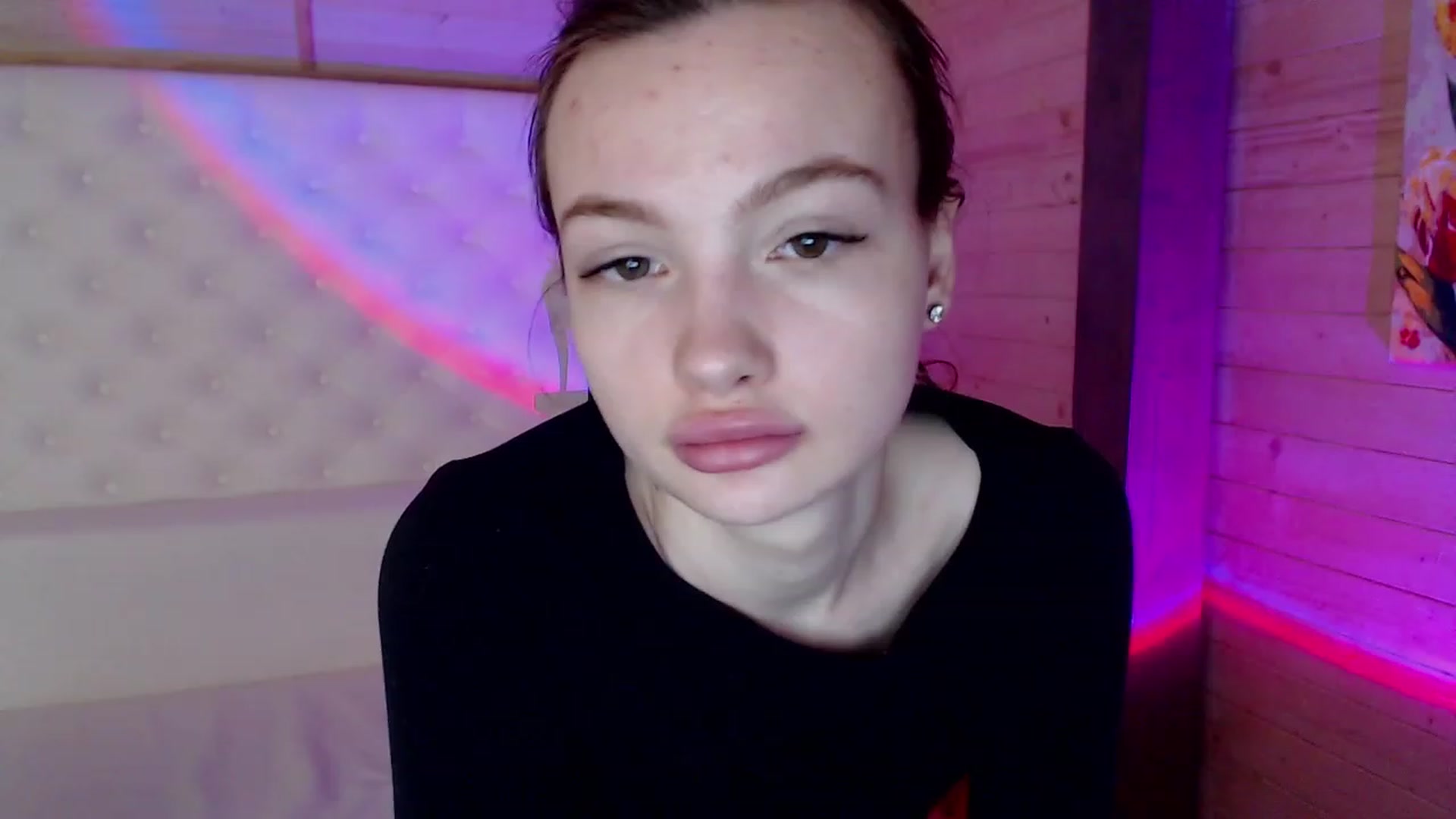 Gallery image thumbnail from sashacom's myfreecams stream on, 03/09/2023, 12:03 image 14 of 20