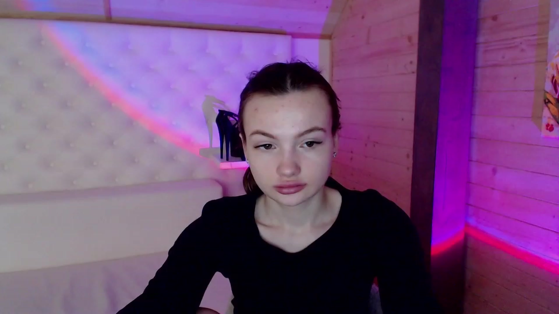 Gallery image thumbnail from sashacom's myfreecams stream on, 03/09/2023, 12:03 image 20 of 20