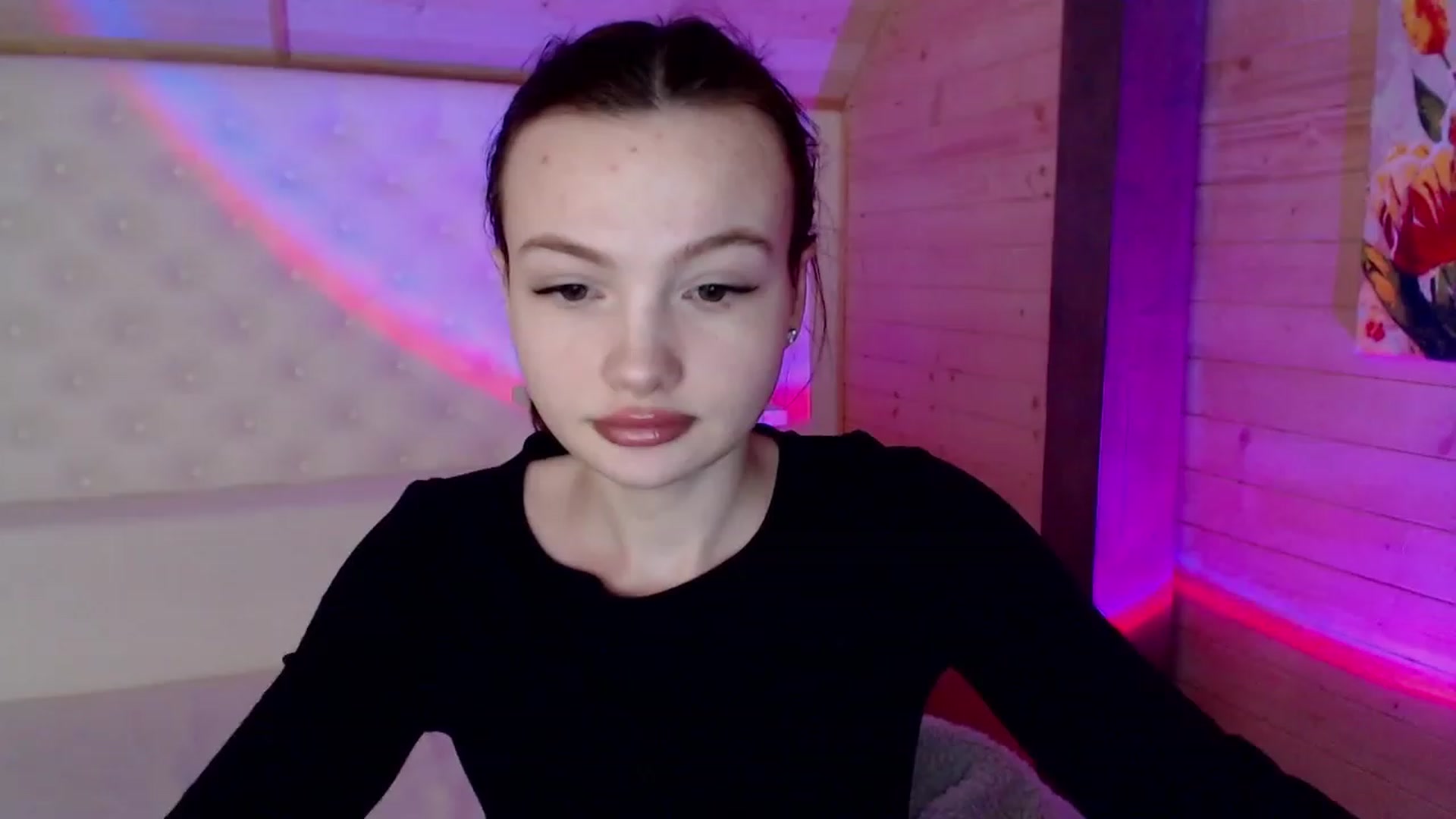 Gallery image thumbnail from sashacom's myfreecams stream on, 03/09/2023, 13:32 image 6 of 20