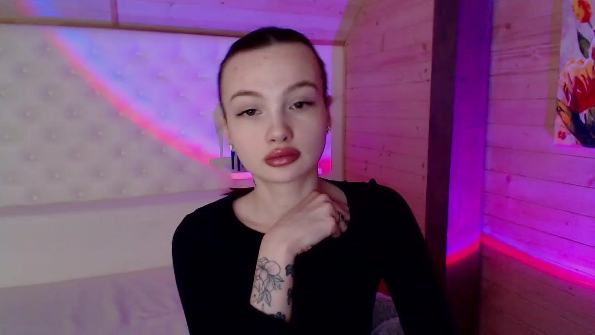 Gallery image thumbnail from sashacom's myfreecams stream on, 03/09/2023, 13:32 image 20 of 20