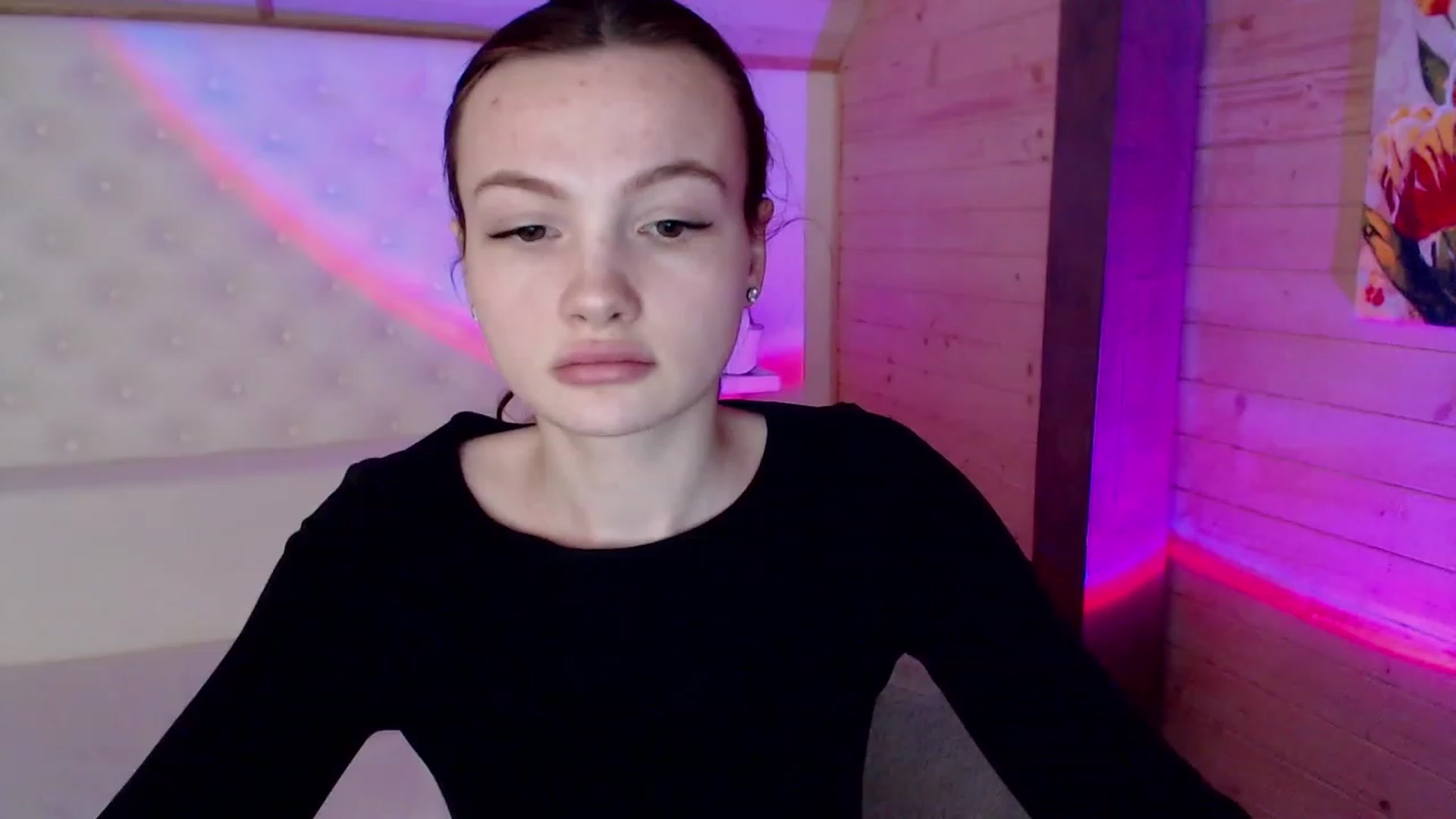 Gallery image thumbnail from sashacom's myfreecams stream on, 03/09/2023, 17:27 image 15 of 20
