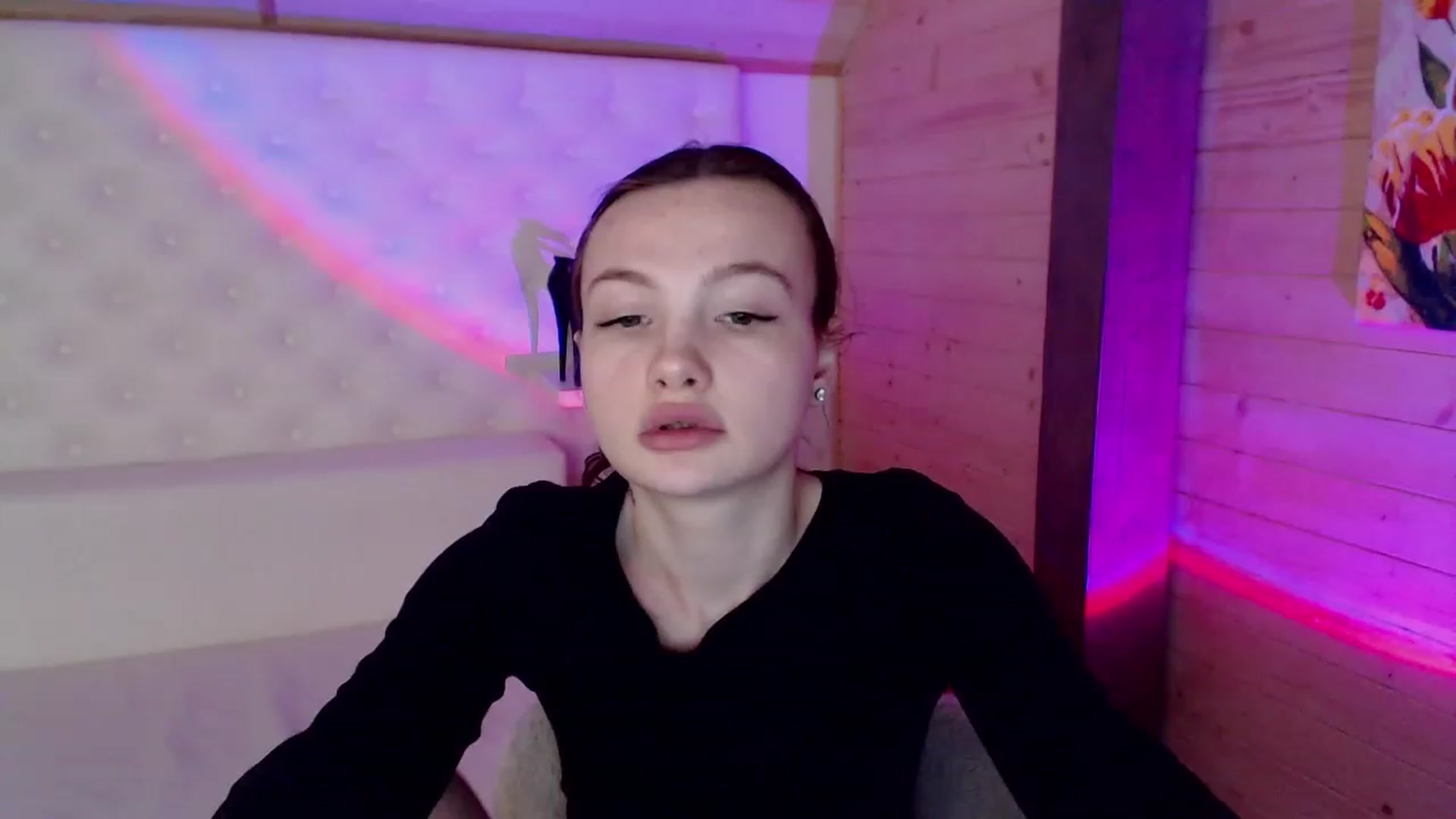 Gallery image thumbnail from sashacom's myfreecams stream on, 03/09/2023, 17:27 image 9 of 20