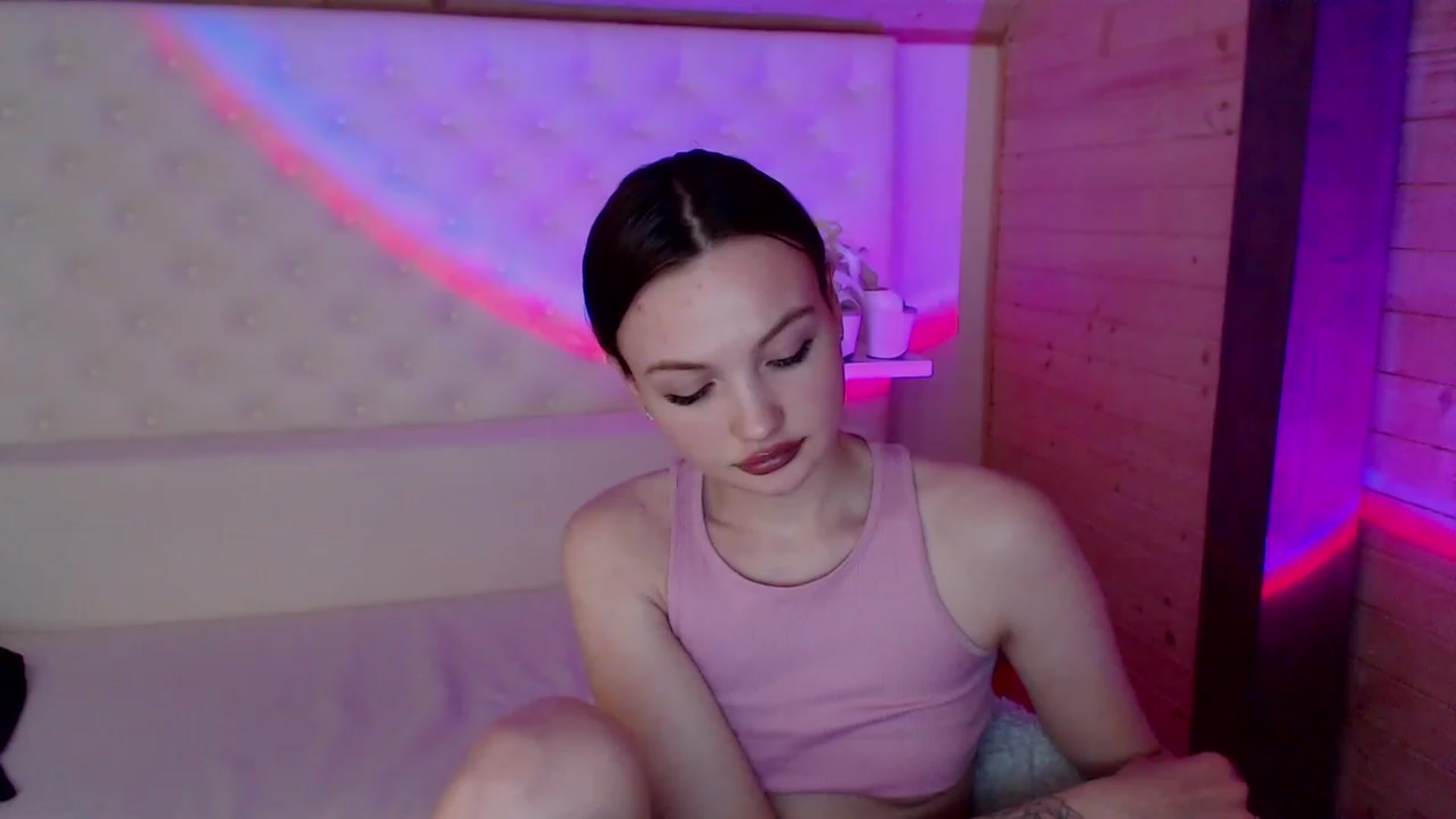 Gallery image thumbnail from sashacom's myfreecams stream on, 03/09/2023, 20:14 image 7 of 20
