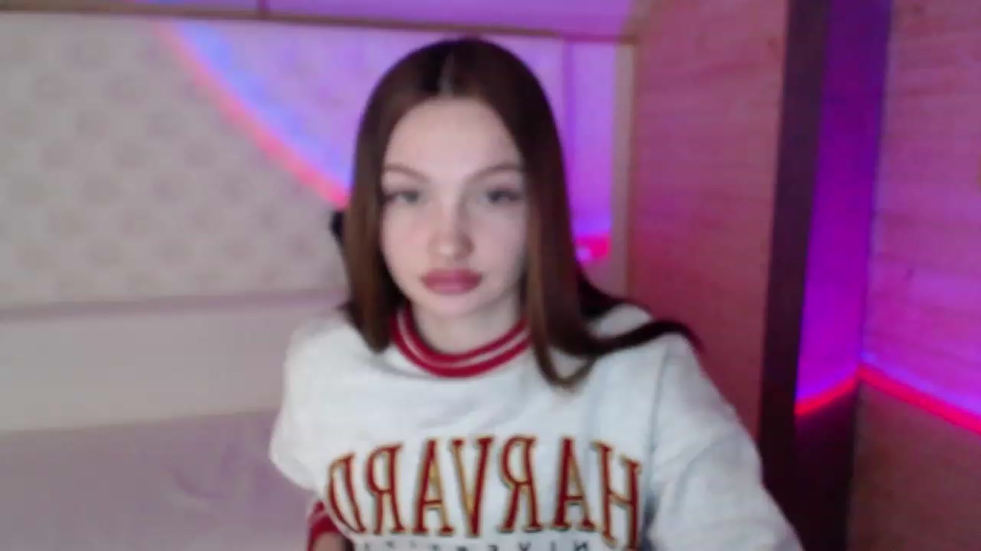 Gallery image thumbnail from sashacom's myfreecams stream on, 03/11/2023, 21:13 image 3 of 20