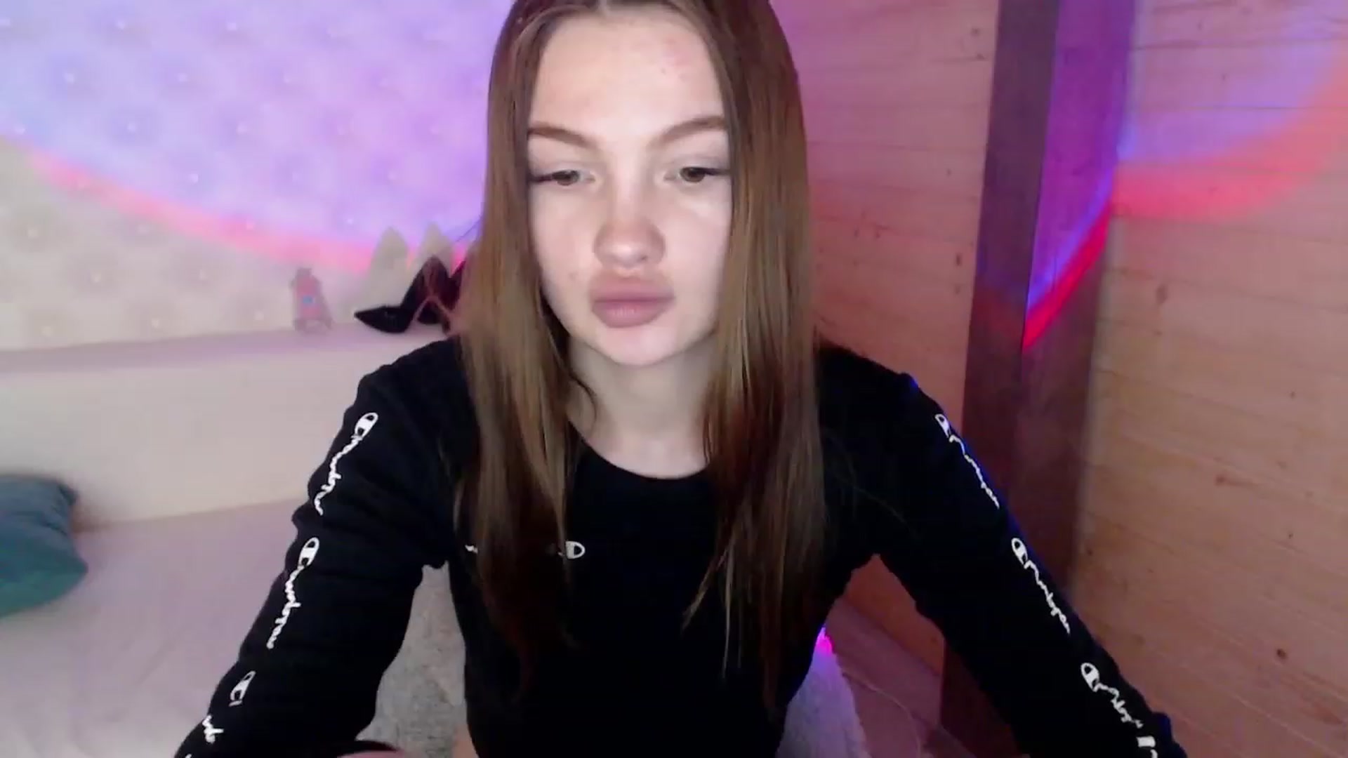 Gallery image thumbnail from sashacom's myfreecams stream on, 05/07/2023, 19:27 image 13 of 20