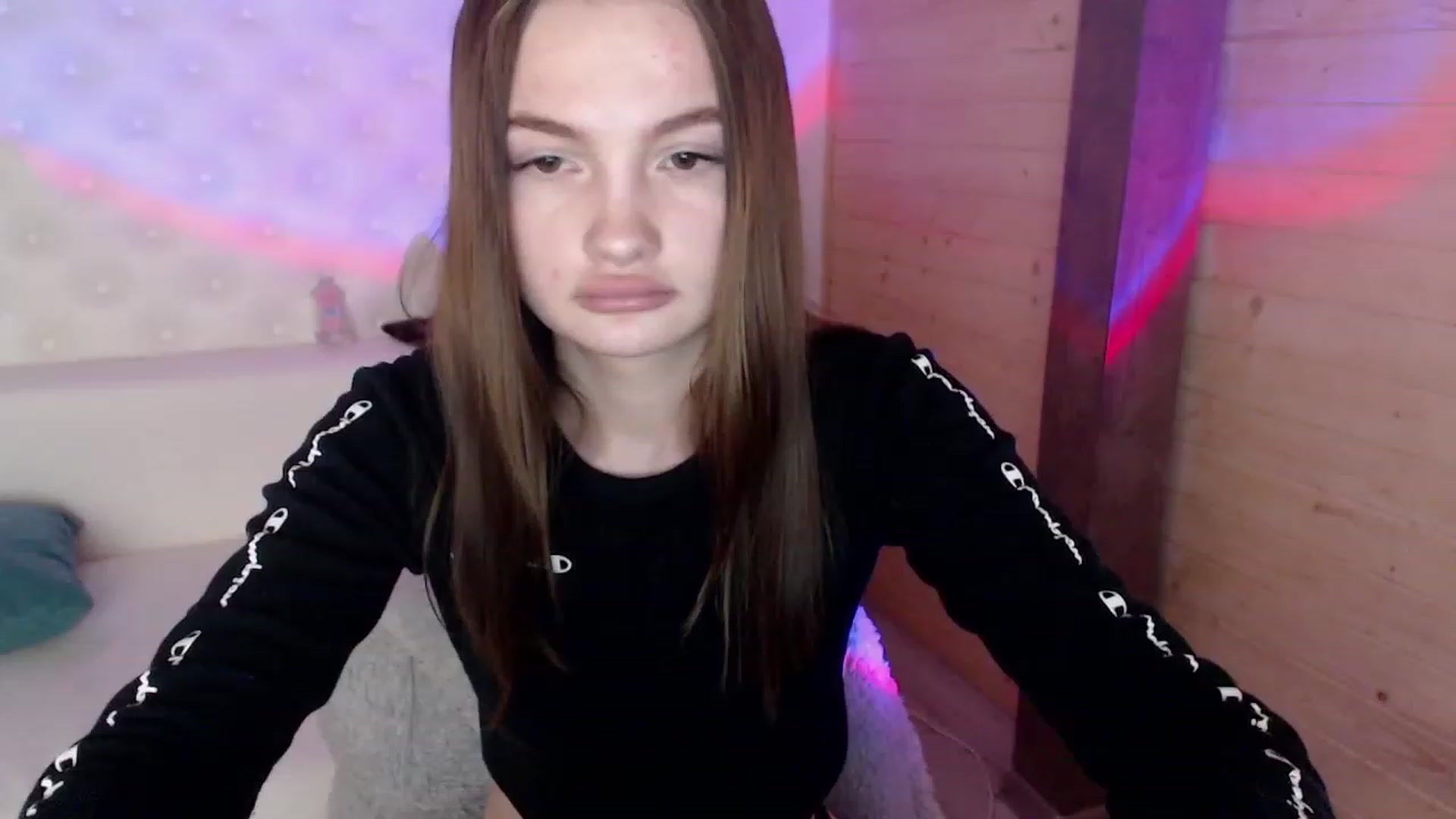 Gallery image thumbnail from sashacom's myfreecams stream on, 05/07/2023, 19:27 image 14 of 20