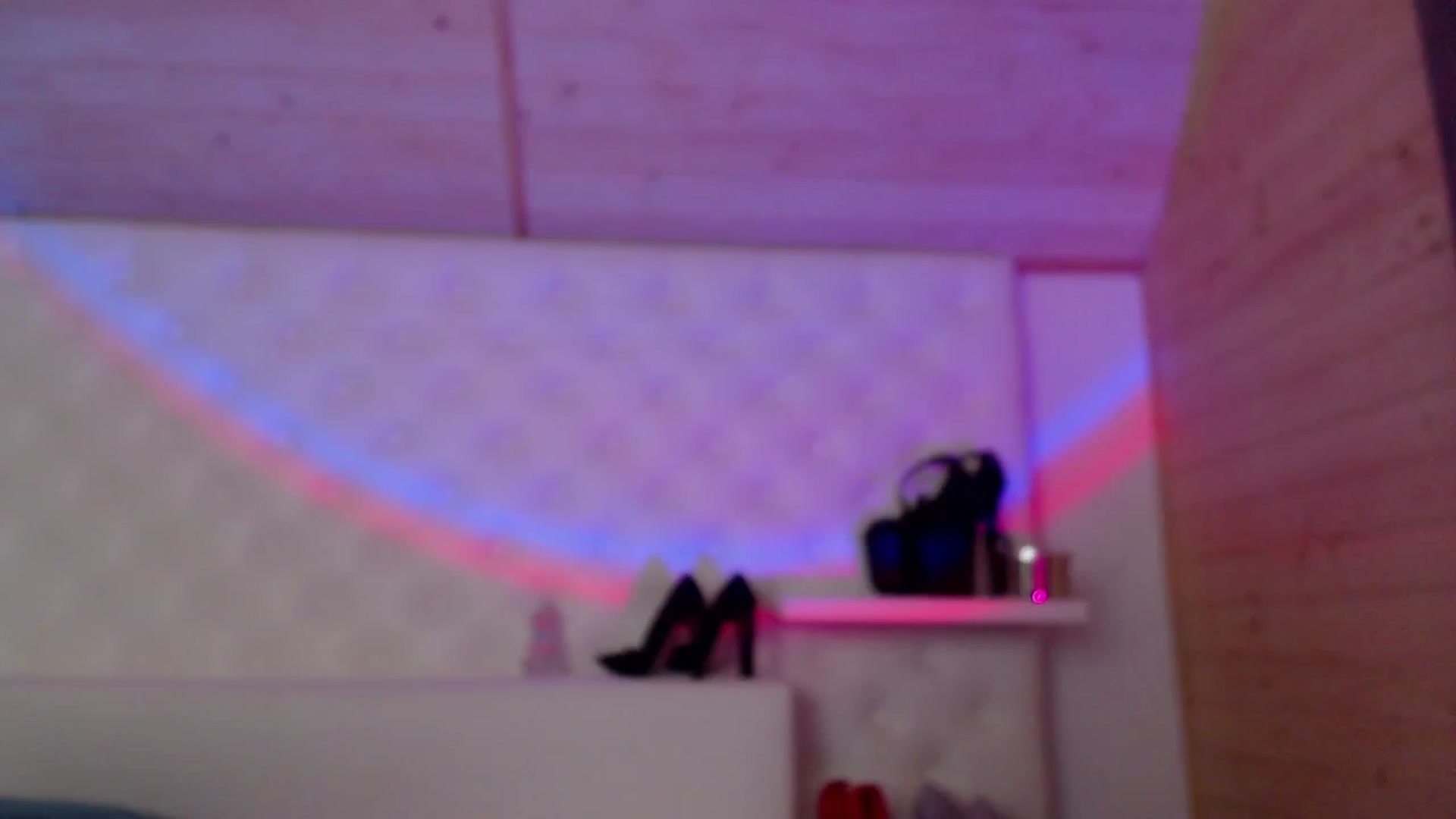 Gallery image thumbnail from sashacom's myfreecams stream on, 05/07/2023, 19:27 image 9 of 20