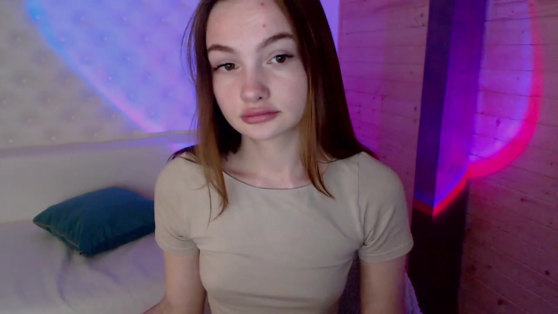 Gallery image thumbnail from sashacom's myfreecams stream on, 06/01/2023, 19:05 image 8 of 20