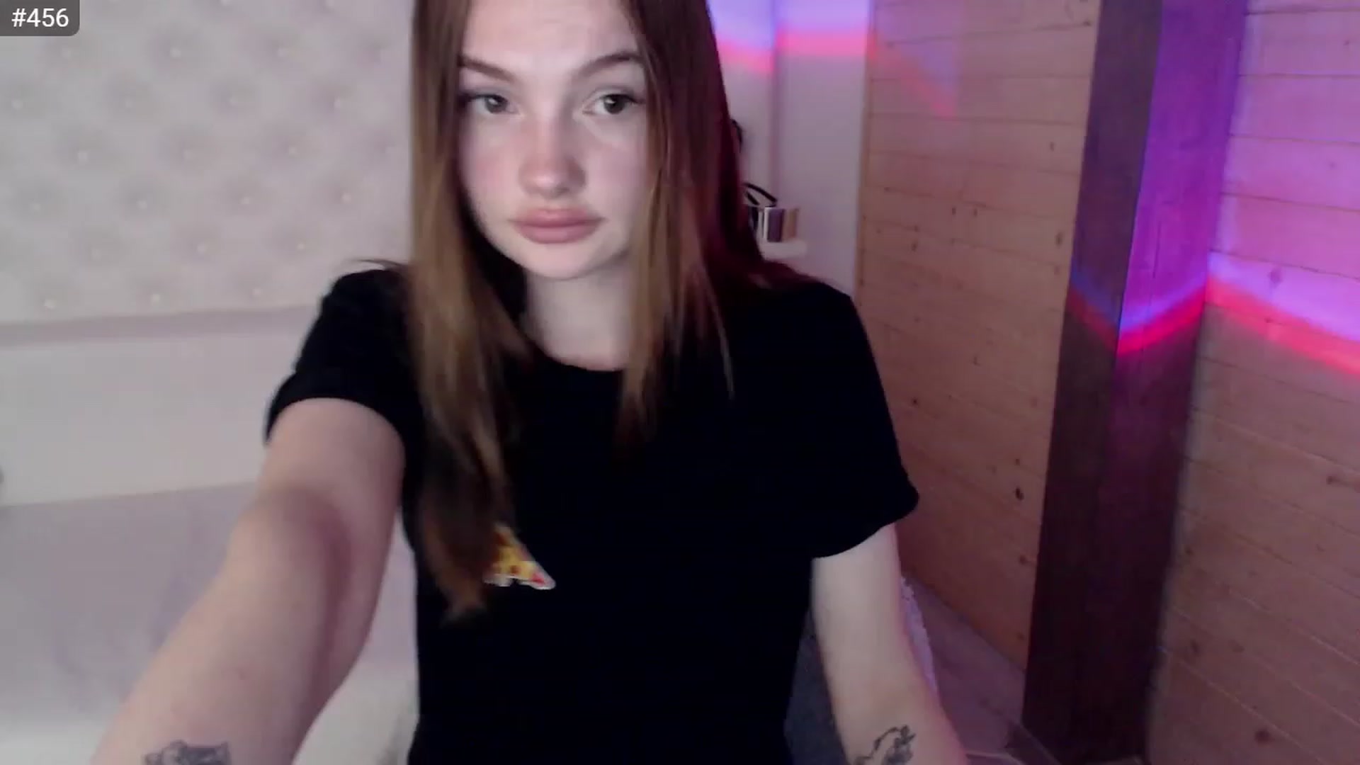 Gallery image thumbnail from sashacom's myfreecams stream on, 06/04/2023, 19:36 image 15 of 20