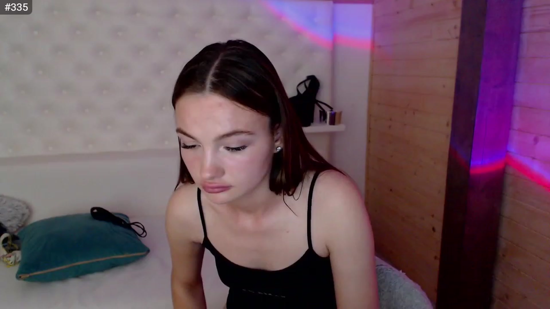Gallery image thumbnail from sashacom's myfreecams stream on, 06/06/2023, 22:05 image 5 of 20