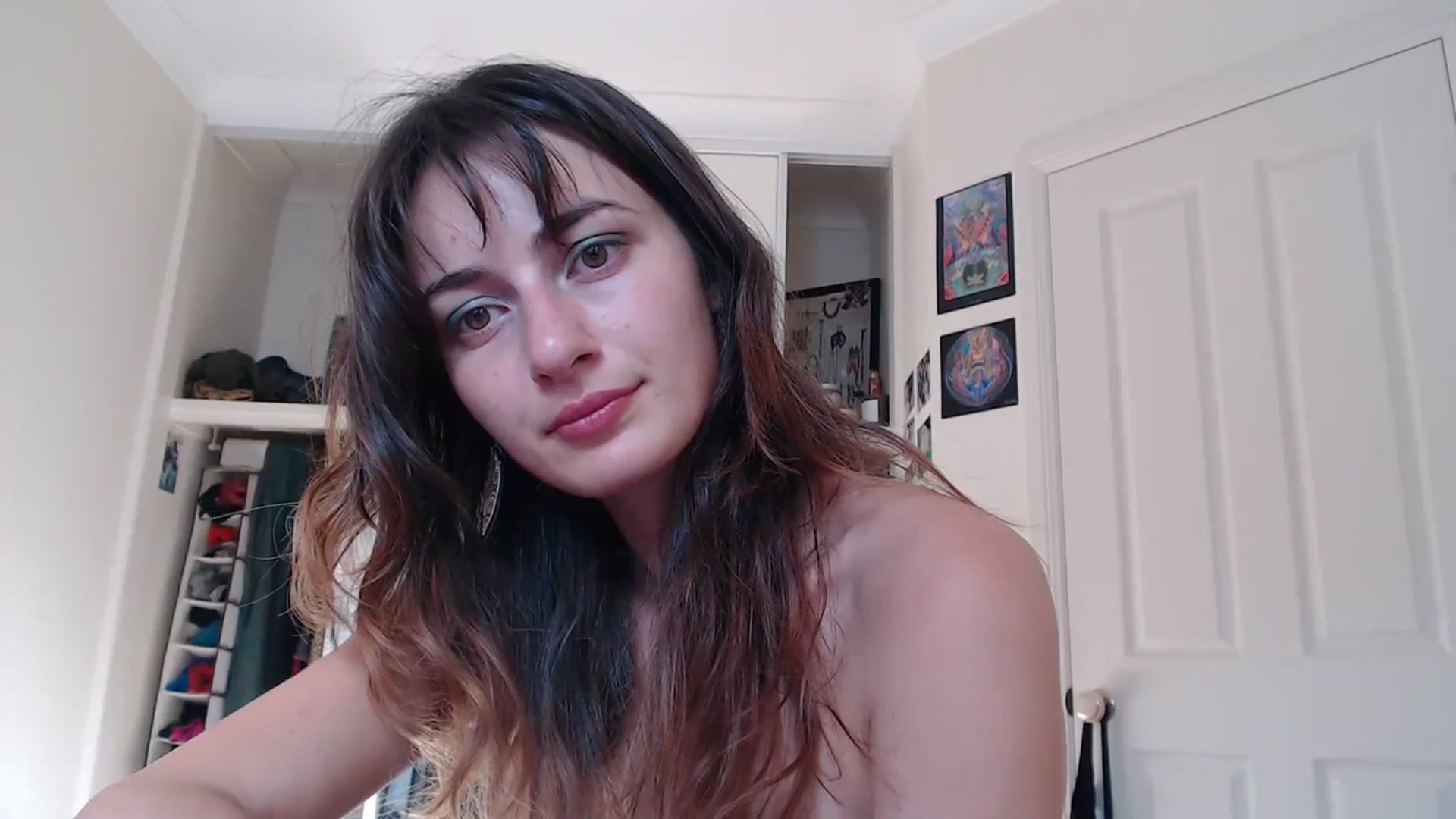 Gallery image thumbnail from saskiar's myfreecams stream on, 10/03/2023, 06:58 image 3 of 20