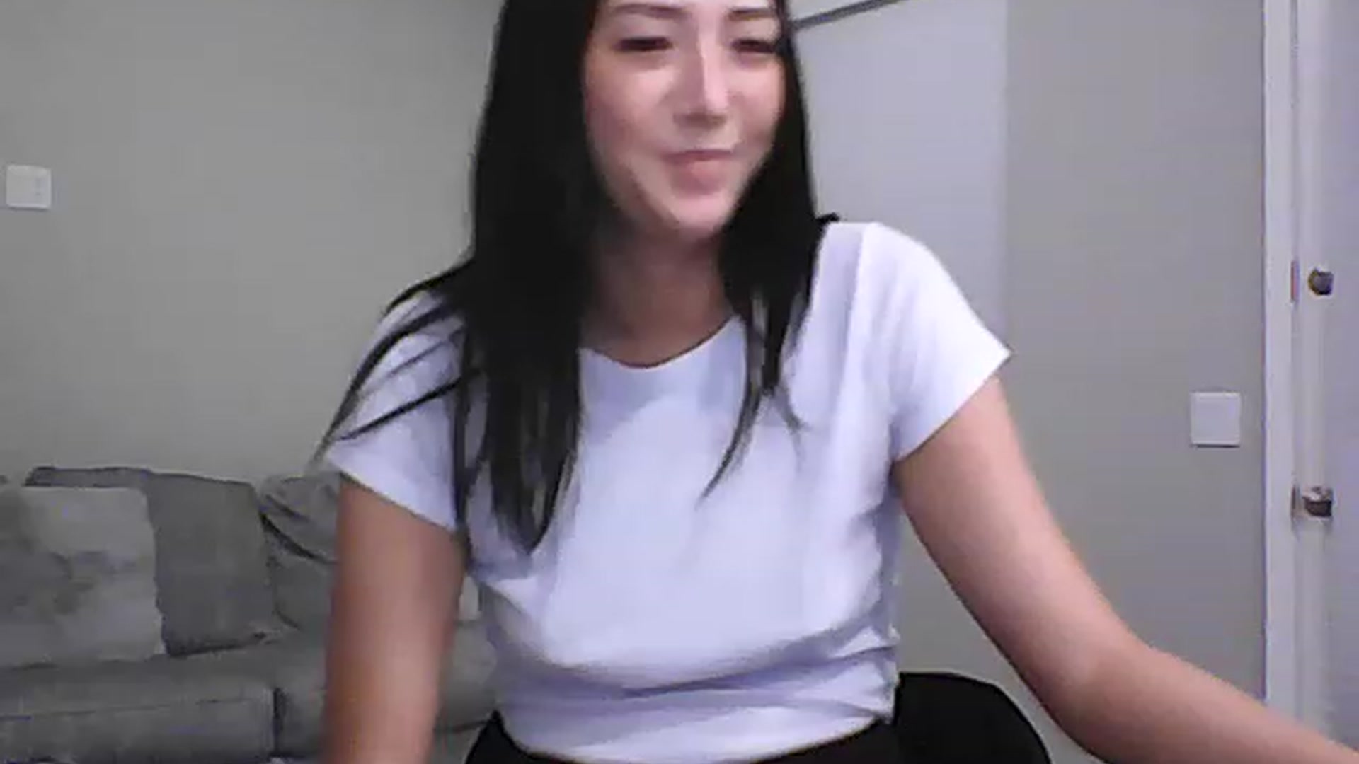 Gallery image thumbnail from sassyjasssy's myfreecams stream on, 02/22/2023, 11:31 image 6 of 20