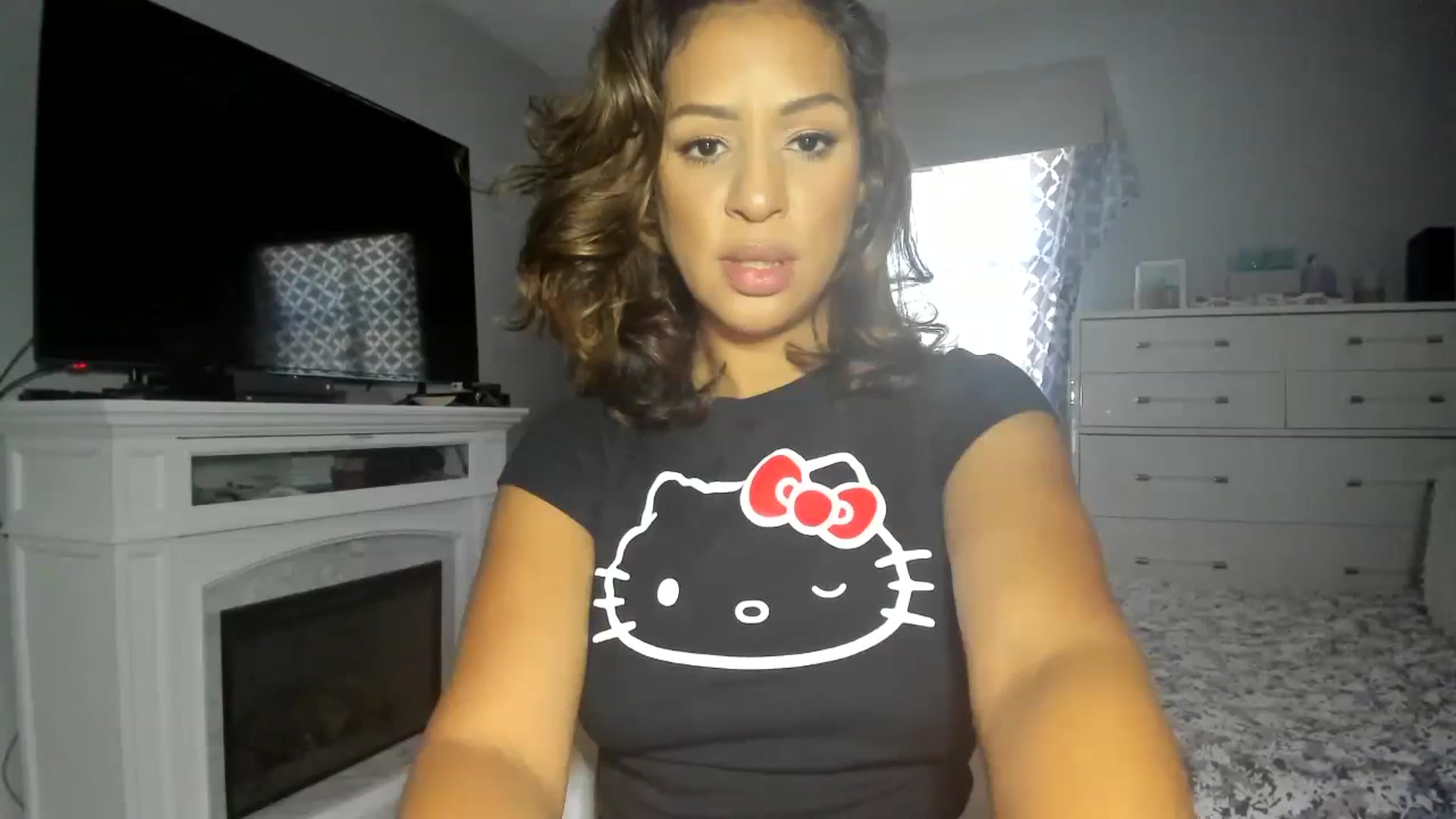 Gallery image thumbnail from sassypants's myfreecams stream on, 04/10/2024, 16:11 image 5 of 20