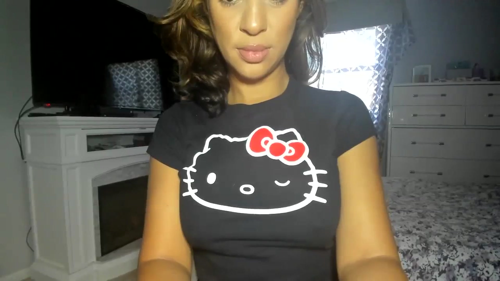 Gallery image thumbnail from sassypants's myfreecams stream on, 04/10/2024, 16:11 image 2 of 20