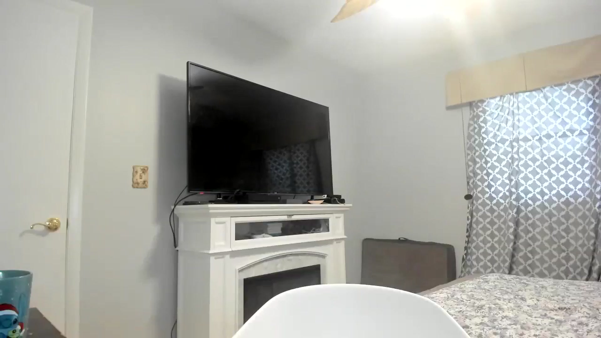 Gallery image thumbnail from sassypants's myfreecams stream on, 04/11/2024, 13:34 image 7 of 20