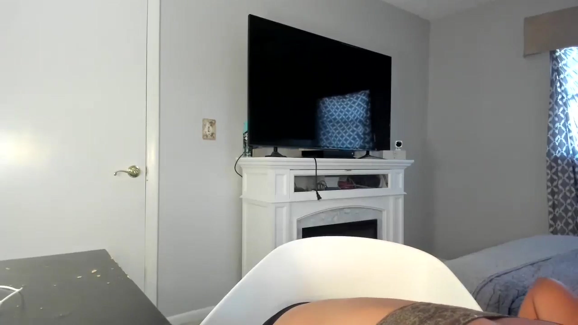 Gallery image thumbnail from sassypants's myfreecams stream on, 10/25/2024, 13:28 image 10 of 20