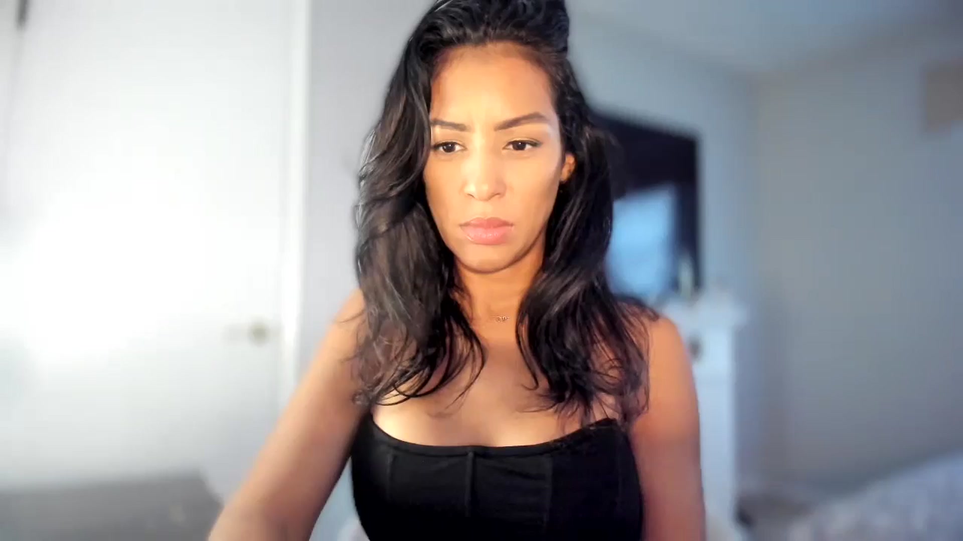Gallery image thumbnail from sassypants's myfreecams stream on, 01/07/2025, 15:58 image 18 of 20