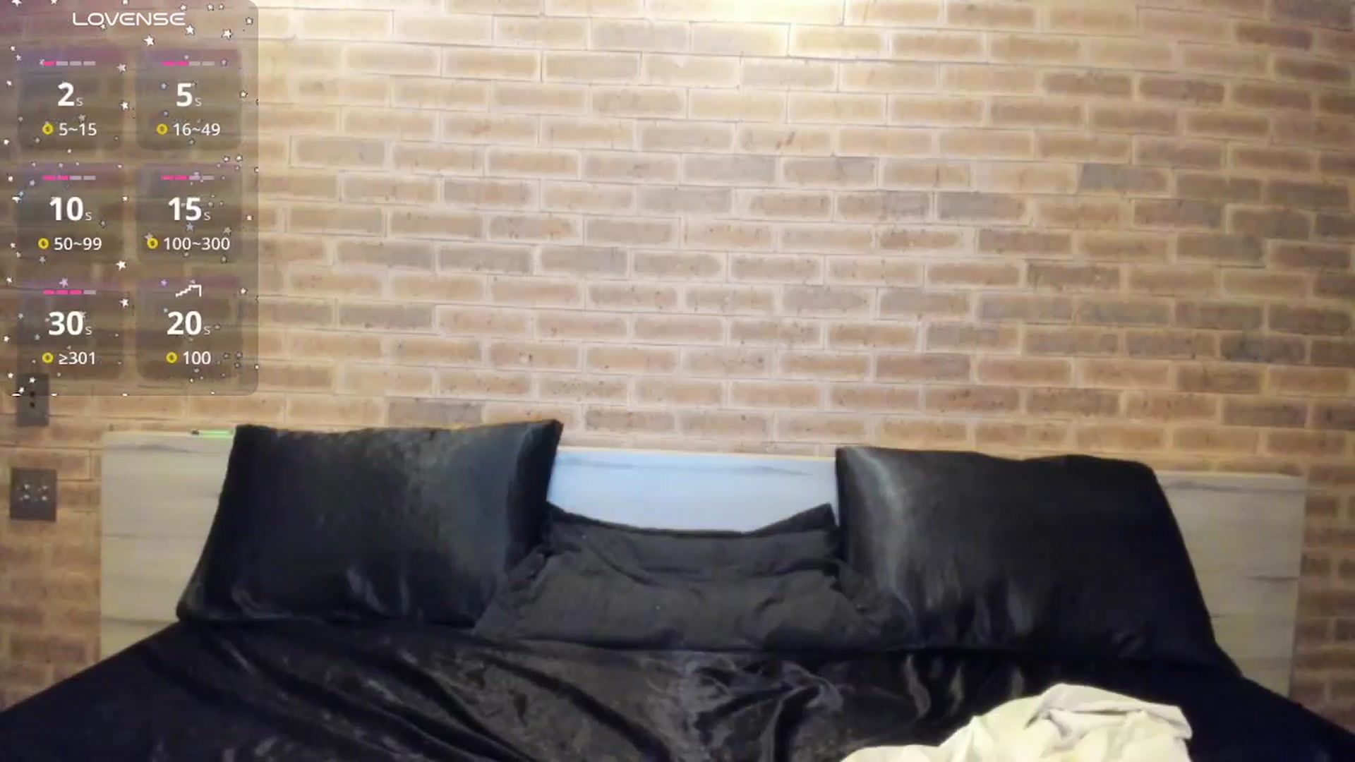 Gallery image thumbnail from satAMYc's myfreecams stream on, 06/09/2025, 04:57 image 10 of 20