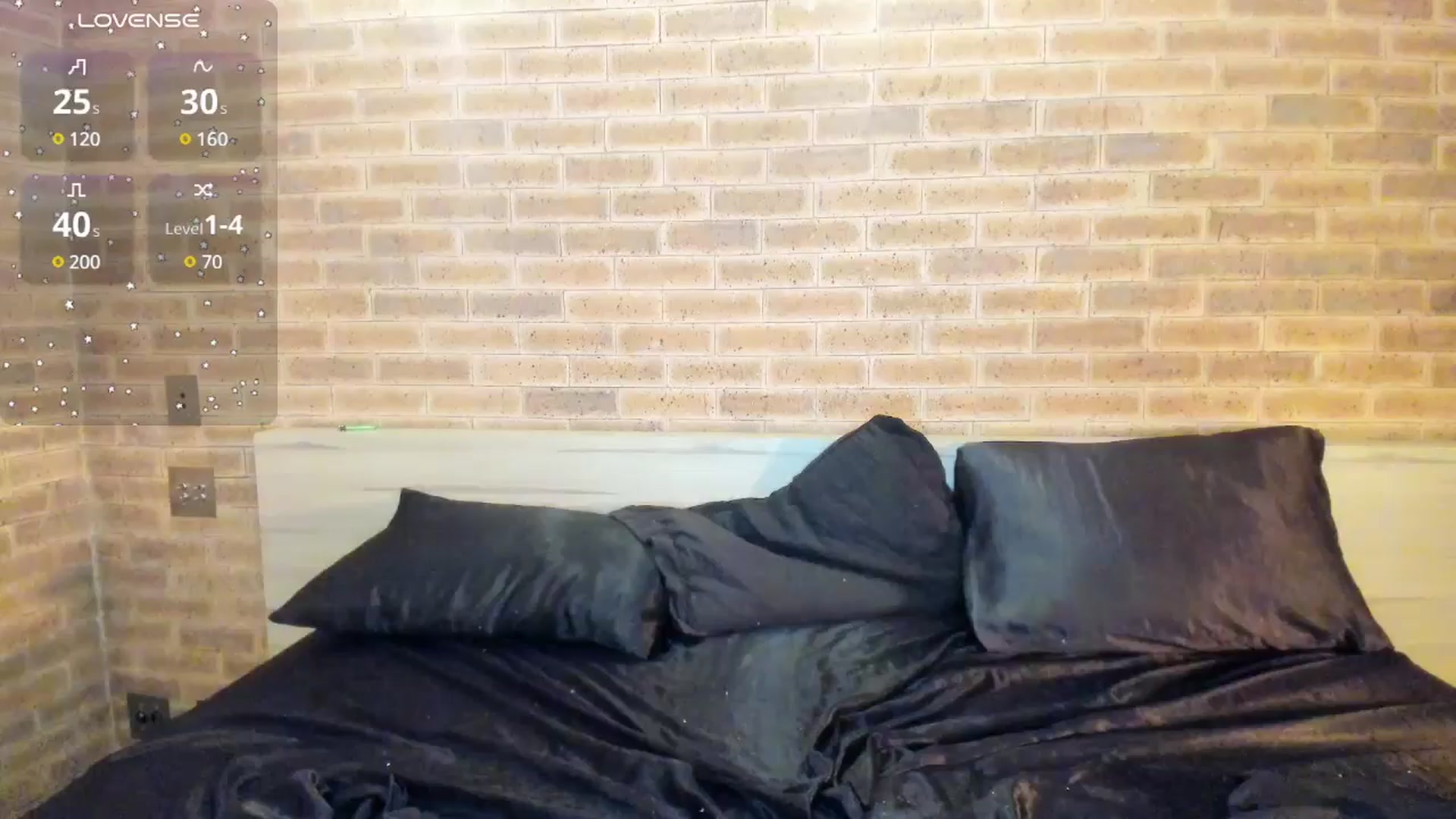 Gallery image thumbnail from satAMYc's myfreecams stream on, 06/17/2025, 07:21 image 18 of 20