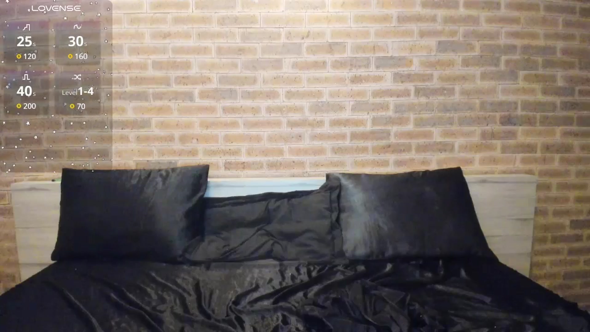 Gallery image thumbnail from satAMYc's myfreecams stream on, 06/26/2025, 07:43 image 6 of 20