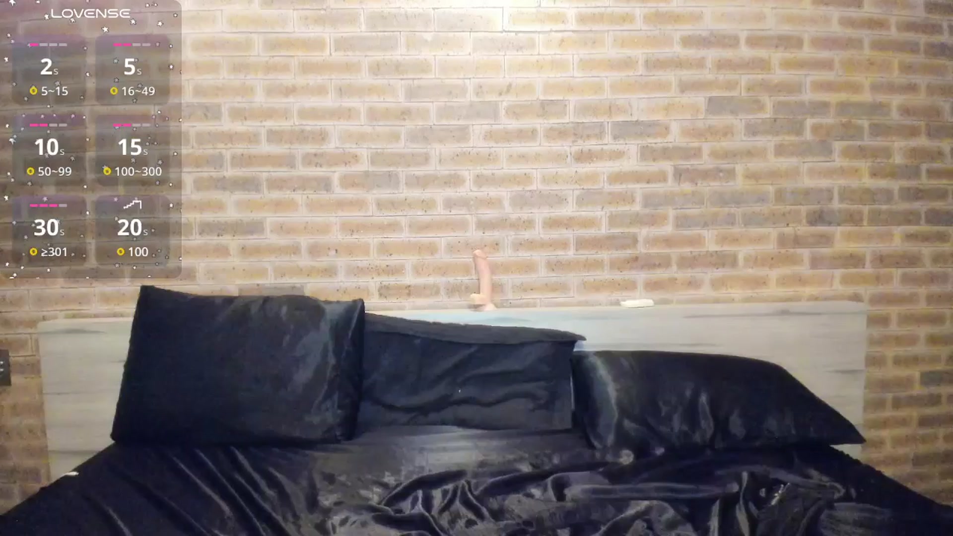 Gallery image thumbnail from satAMYc's myfreecams stream on, 07/15/2025, 08:38 image 7 of 20