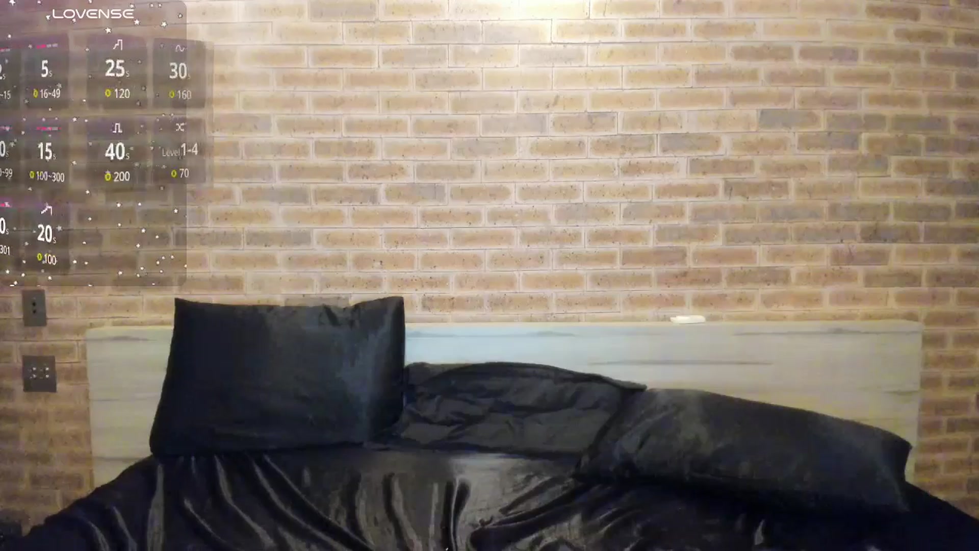 Gallery image thumbnail from satAMYc's myfreecams stream on, 07/22/2025, 07:34 image 16 of 20