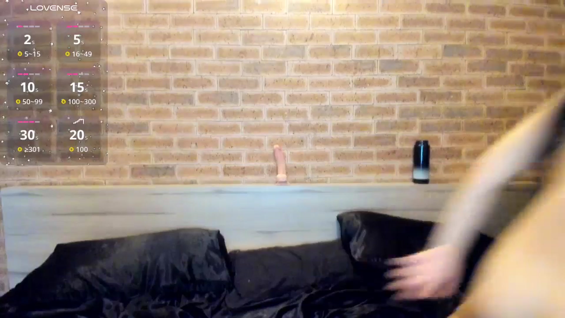Gallery image thumbnail from satAMYc's myfreecams stream on, 10/06/2025, 09:26 image 4 of 20