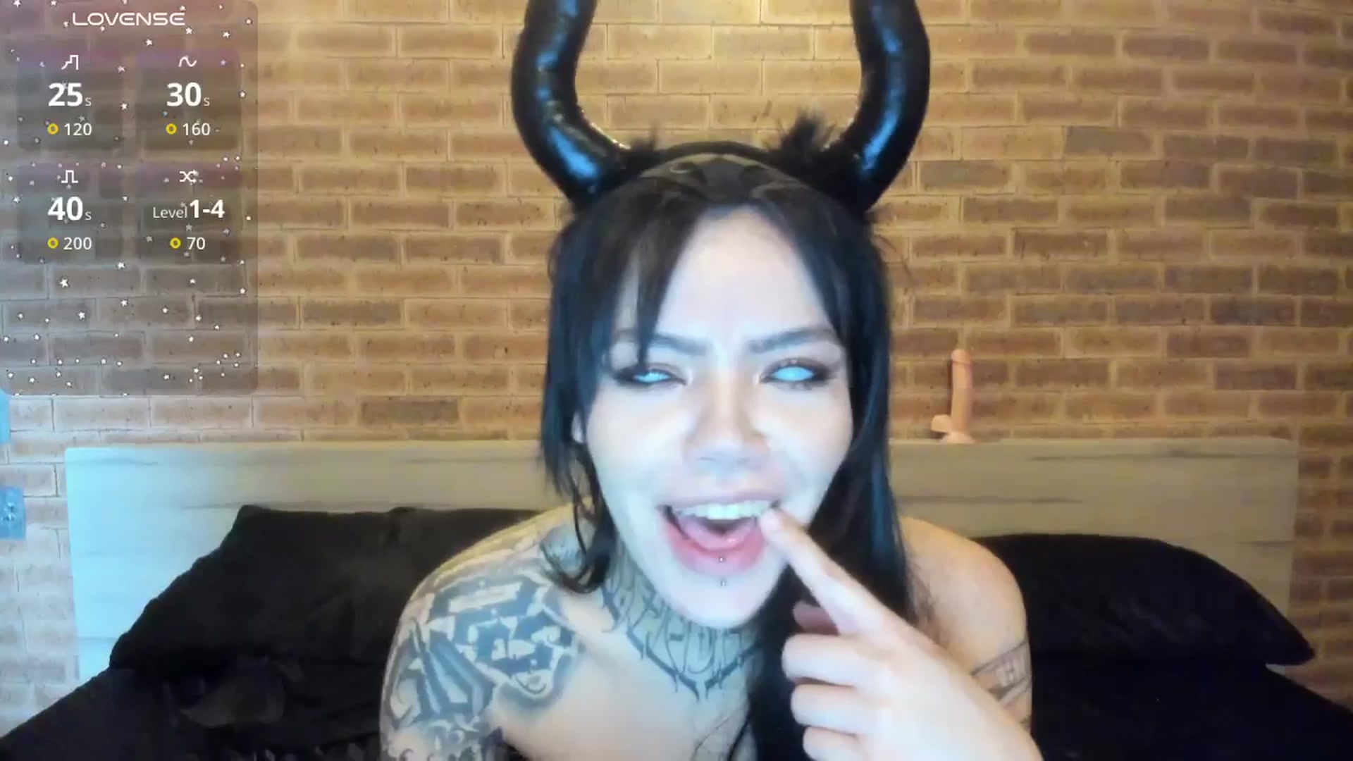 Gallery image thumbnail from satAMYc's myfreecams stream on, 11/01/2025, 09:50 image 11 of 20