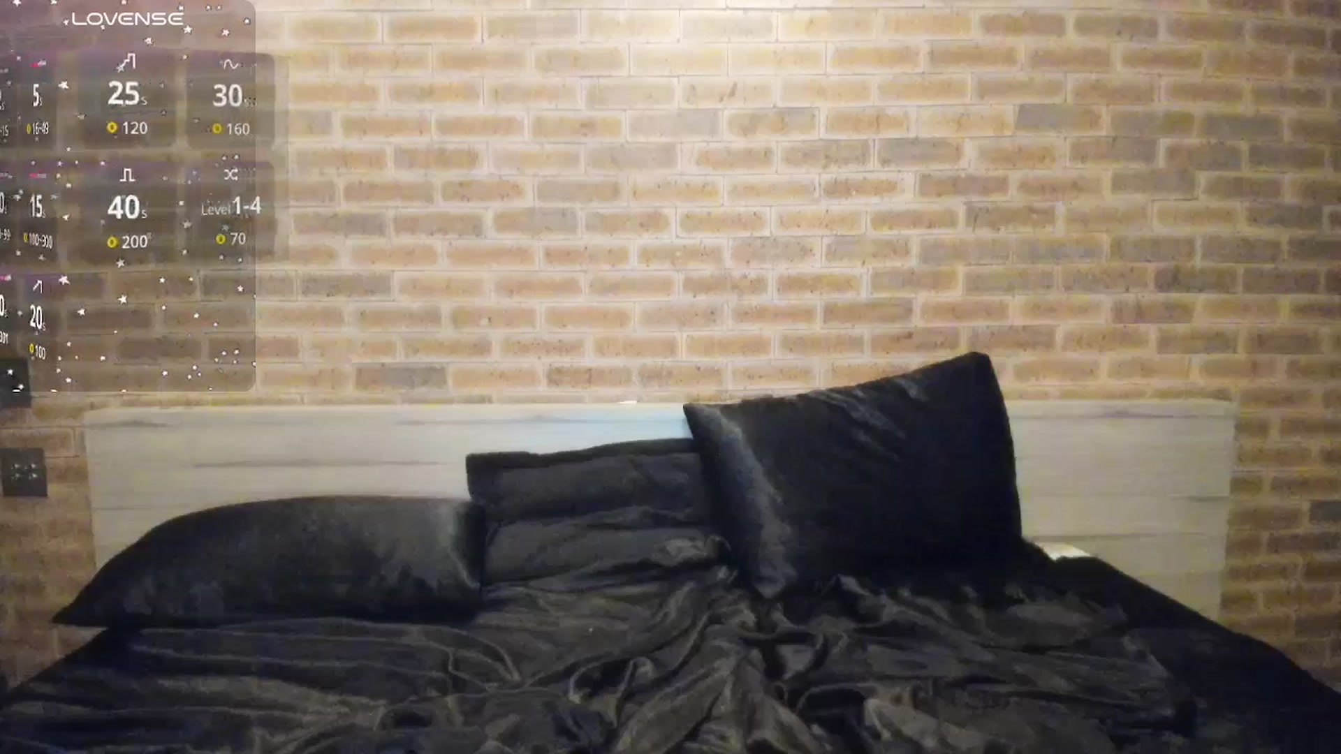 Gallery image thumbnail from satAMYc's myfreecams stream on, 01/18/2026, 07:32 image 14 of 20