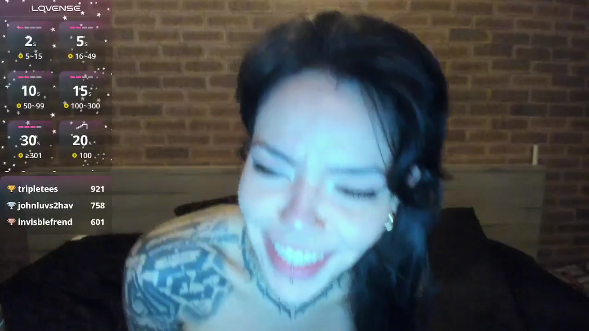 Gallery image thumbnail from satAMYc's myfreecams stream on, 04/19/2026, 09:39 image 8 of 20