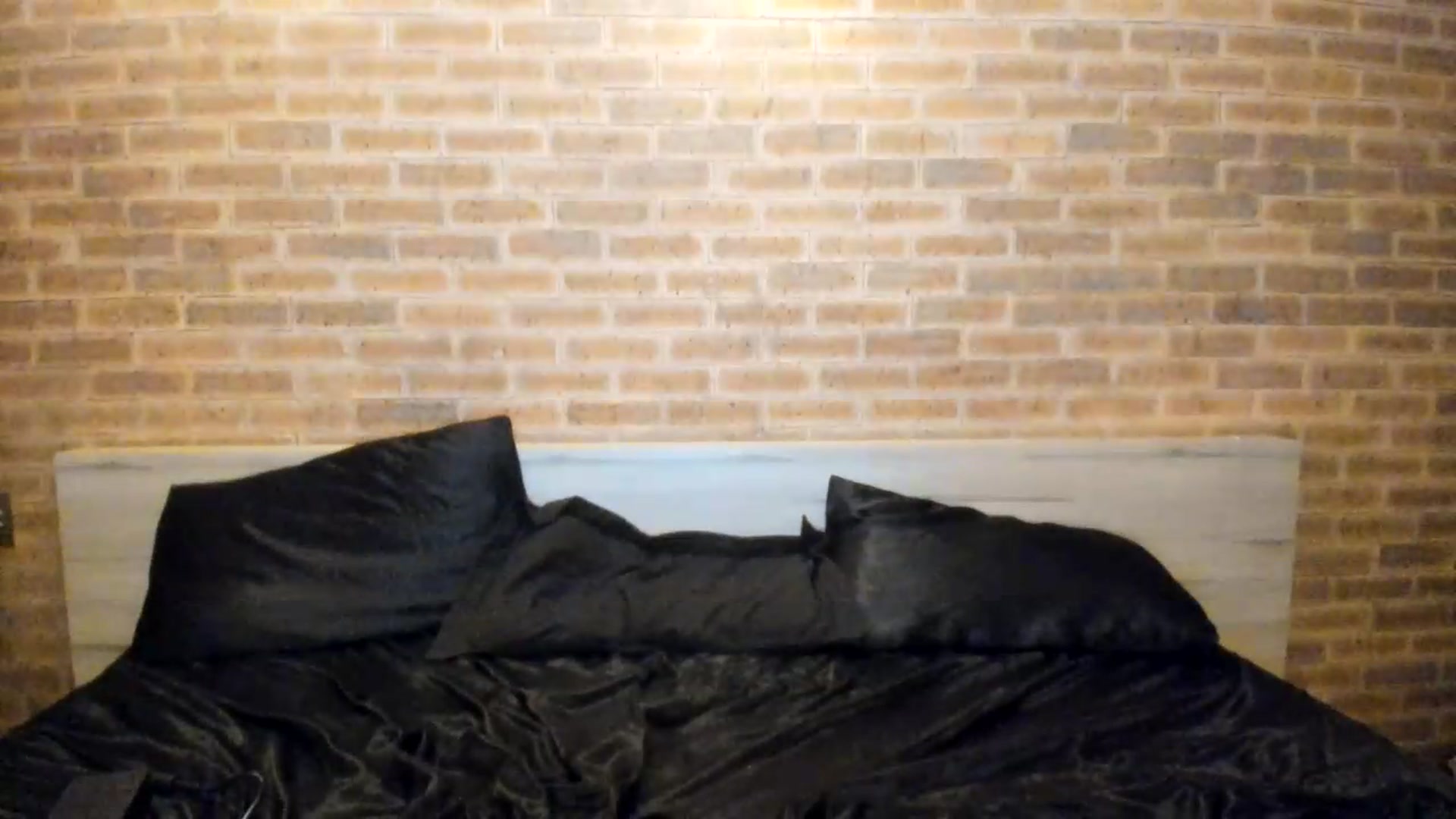 Gallery image thumbnail from satAMYc's myfreecams stream on, 07/24/2026, 08:48 image 17 of 20
