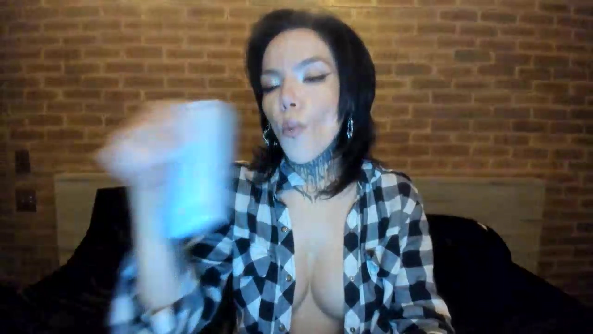 Gallery image thumbnail from satAMYc's myfreecams stream on, 08/03/2026, 05:50 image 12 of 20