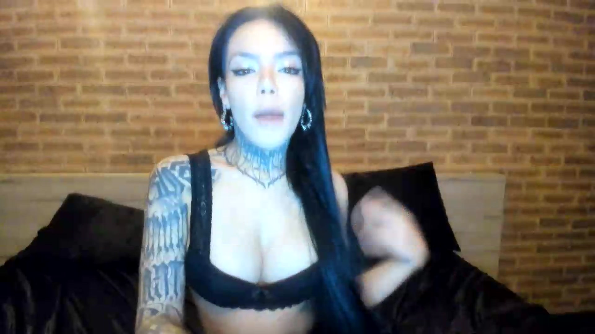Gallery image thumbnail from satAMYc's myfreecams stream on, 08/12/2026, 05:29 image 6 of 20