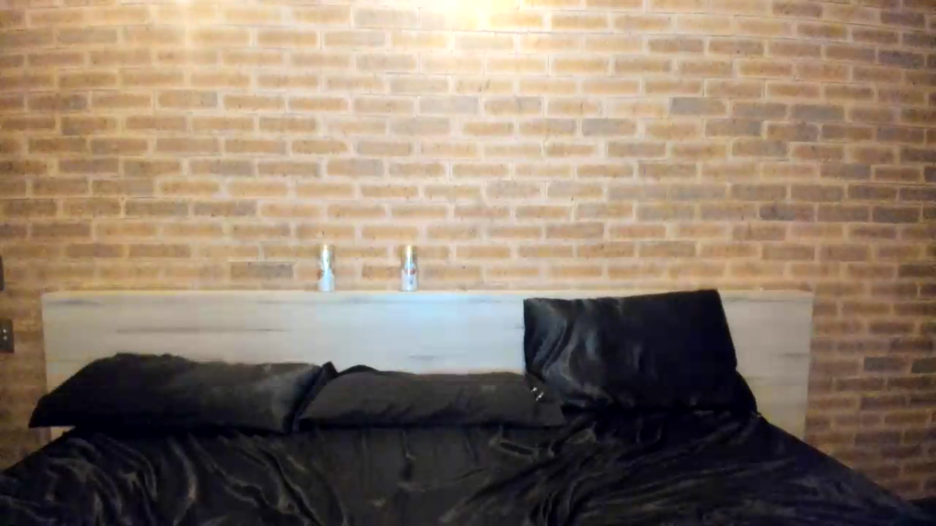 Gallery image thumbnail from satAMYc's myfreecams stream on, 08/15/2026, 07:45 image 15 of 20