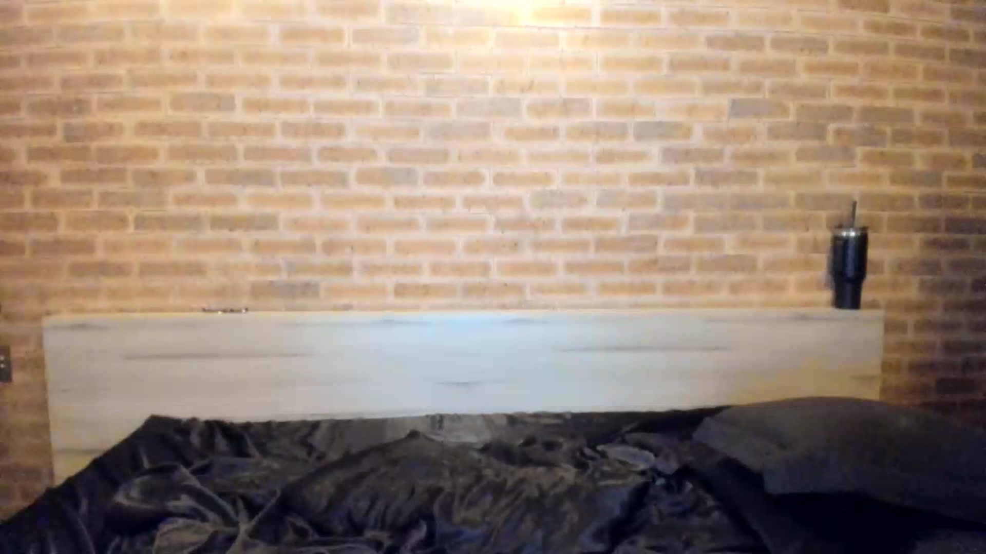 Gallery image thumbnail from satAMYc's myfreecams stream on, 09/04/2026, 06:29 image 14 of 20