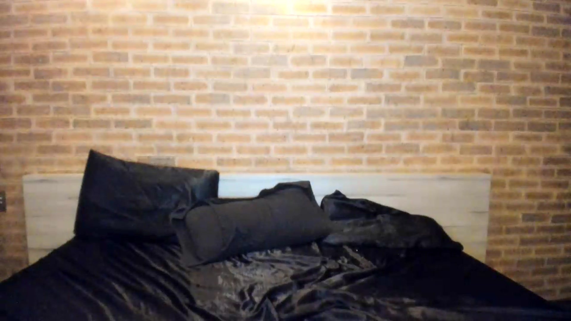 Gallery image thumbnail from satAMYc's myfreecams stream on, 09/09/2026, 05:16 image 9 of 20
