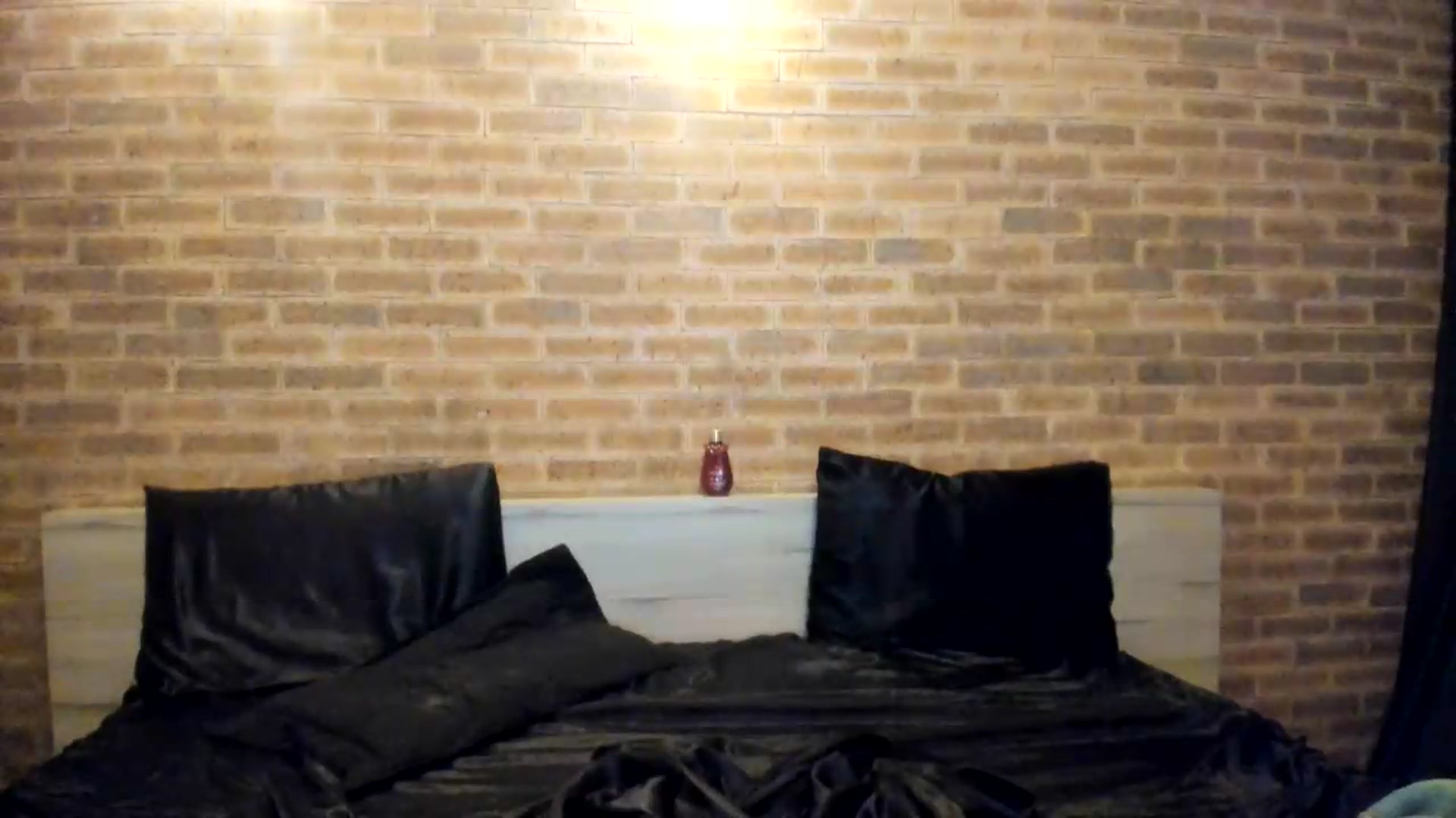 Gallery image thumbnail from satAMYc's myfreecams stream on, 09/26/2026, 07:52 image 19 of 20