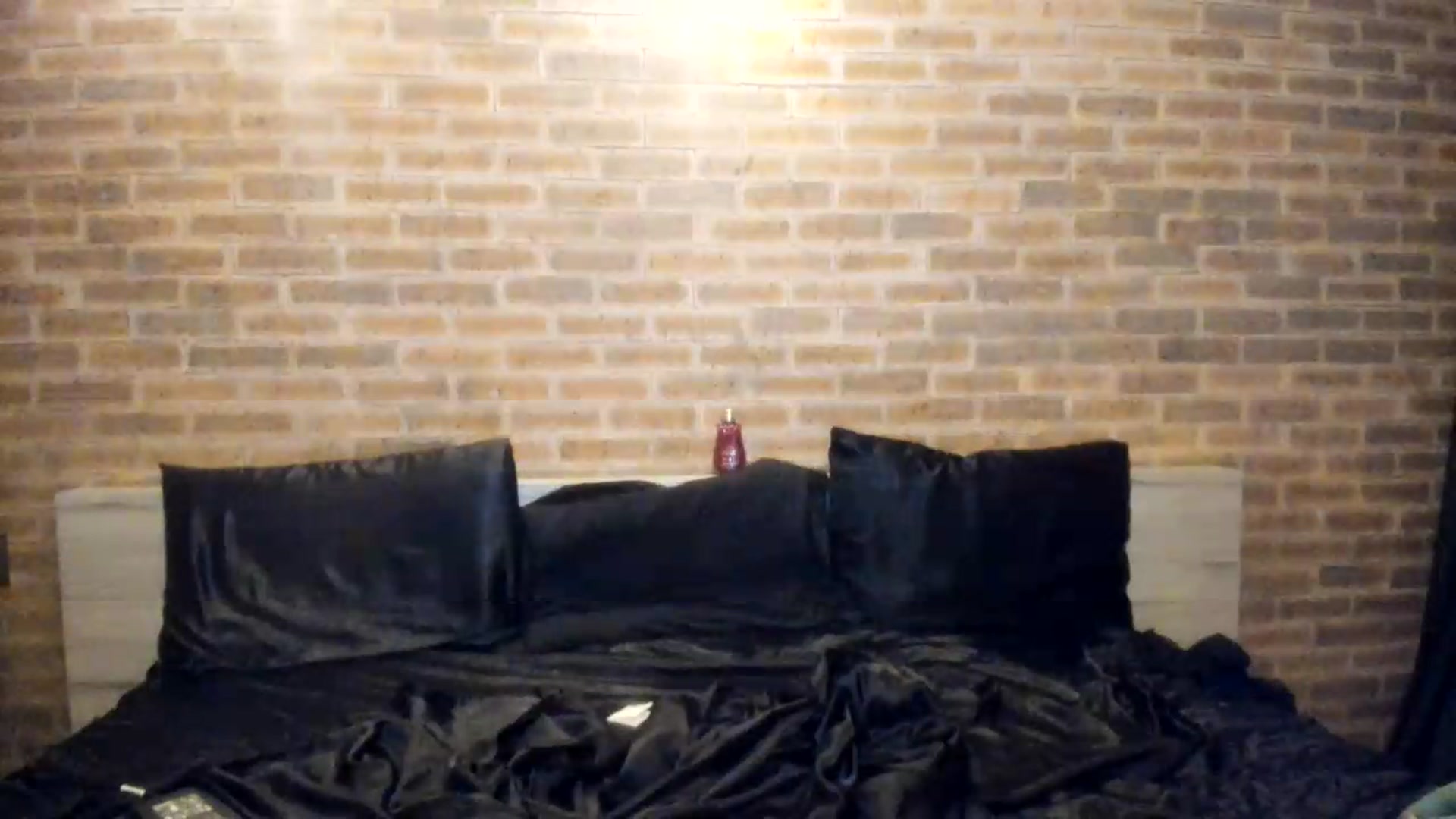 Gallery image thumbnail from satAMYc's myfreecams stream on, 09/26/2026, 07:52 image 12 of 20