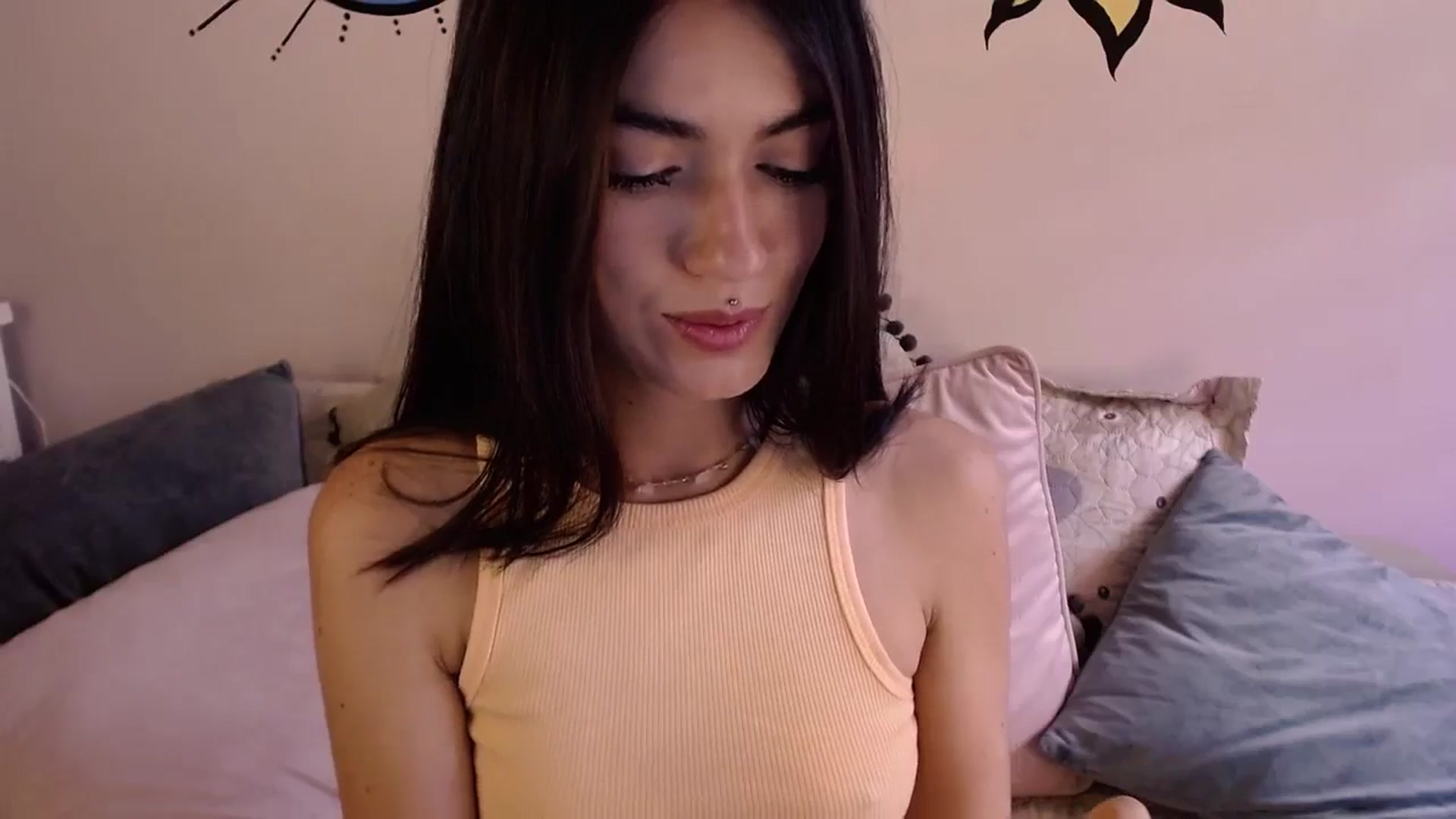 Gallery image thumbnail from saturn_8888's myfreecams stream on, 06/29/2024, 17:07 image 11 of 20