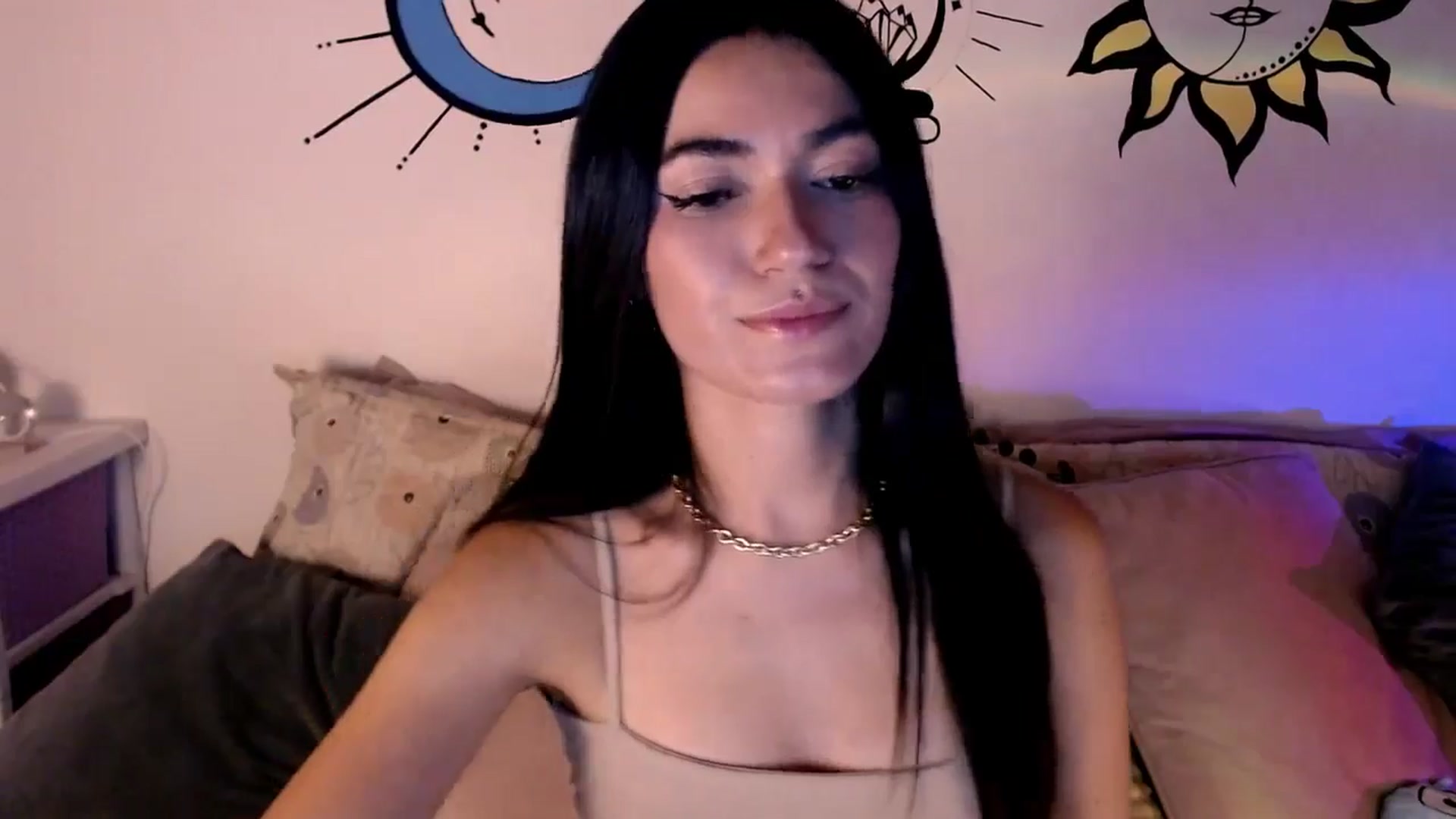 Gallery image thumbnail from saturn_8888's myfreecams stream on, 11/20/2024, 02:51 image 10 of 20