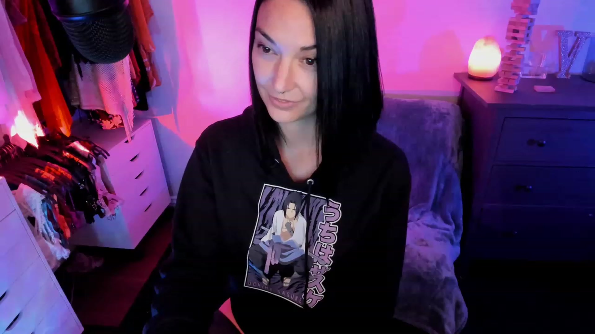 Gallery image thumbnail from savvyv's myfreecams stream on, 11/16/2022, 08:33 image 19 of 20